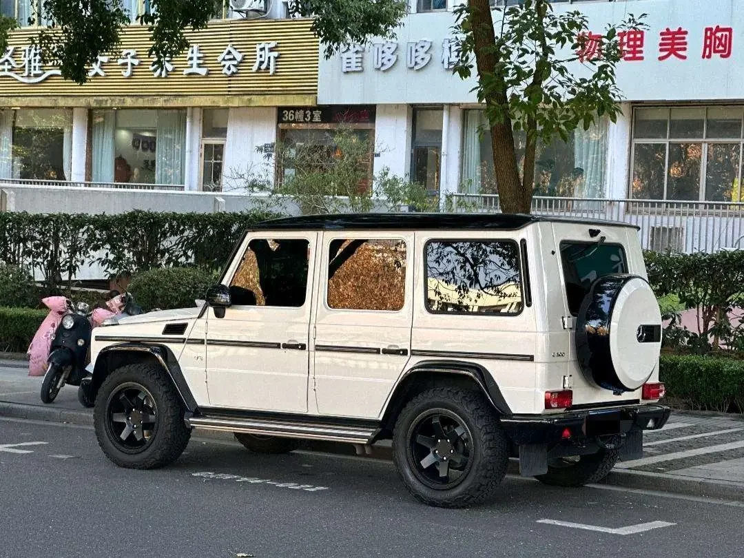 Mercedes-Benz G Class