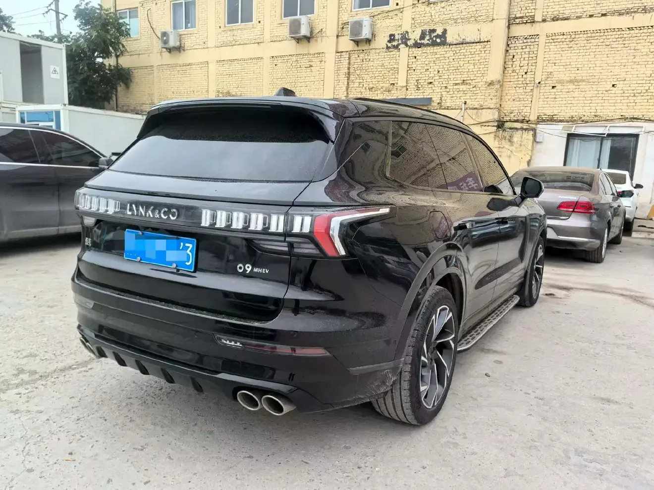Lynk & Co 09