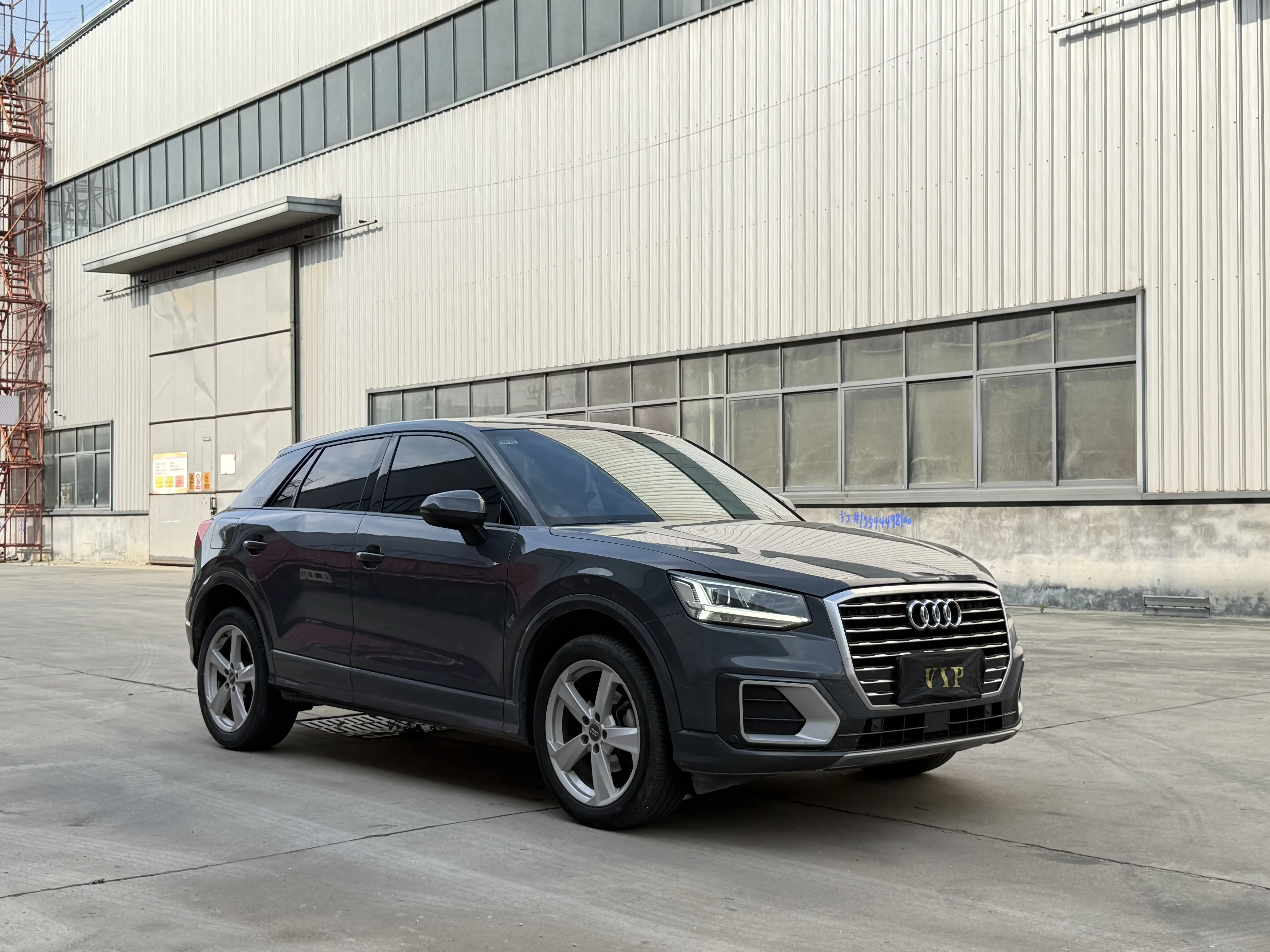 Audi Q2L