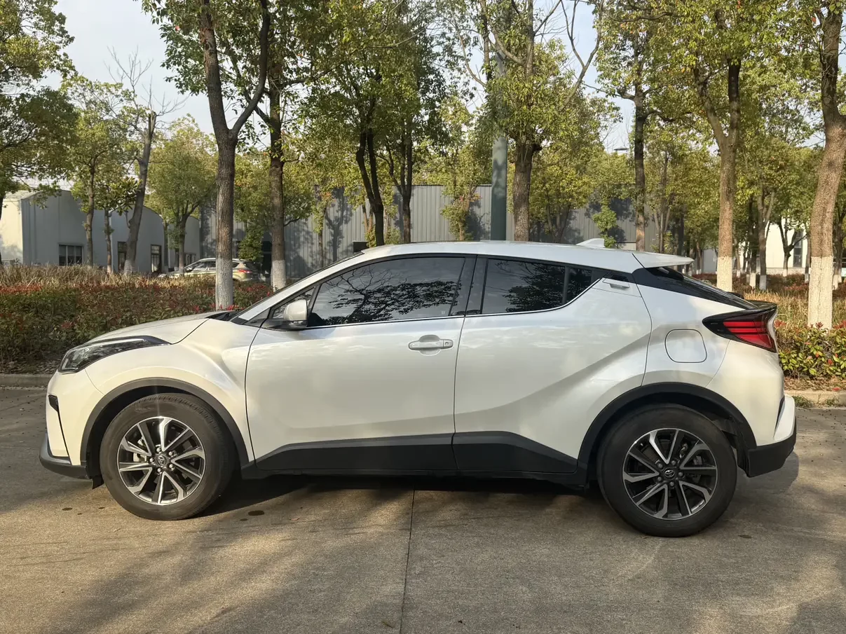 Toyota C-HR Hybrid