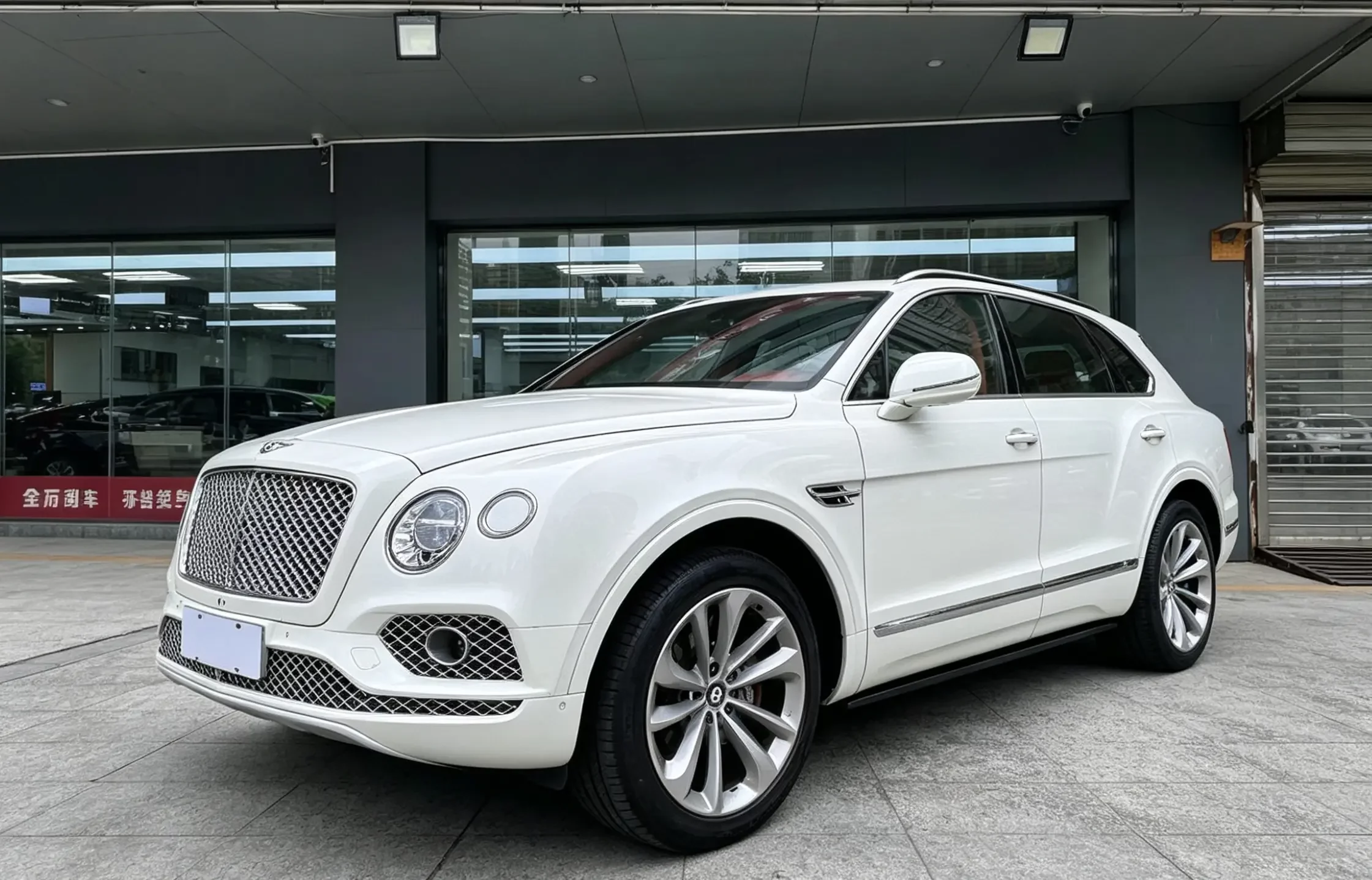 Bentley Bentayga