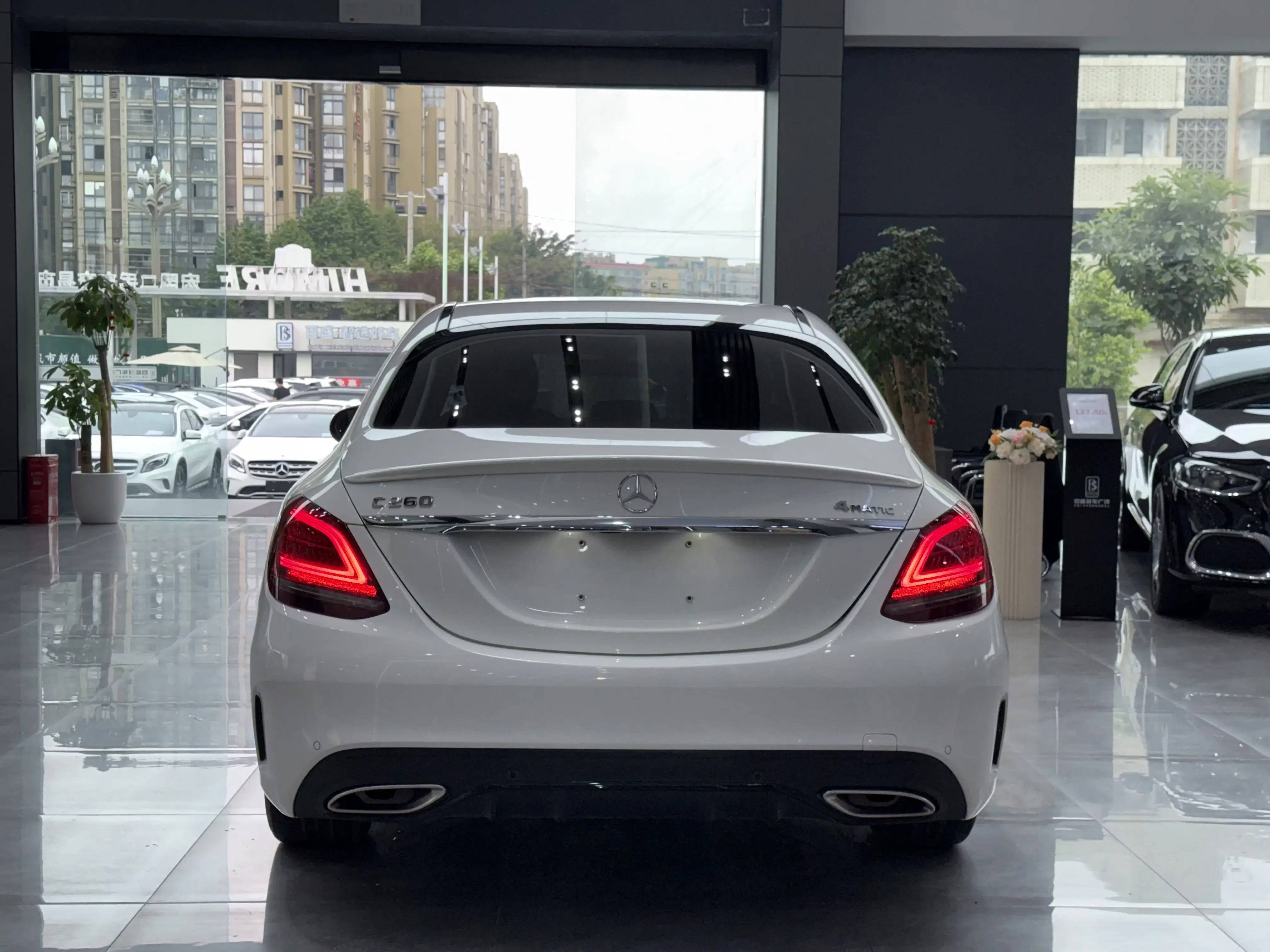 Mercedes-Benz C Class