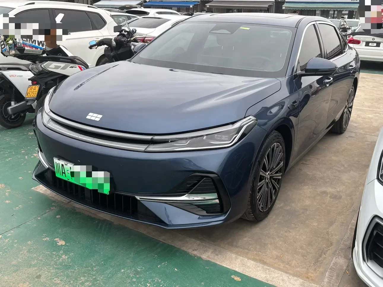 Geely Galaxy A7 EM
