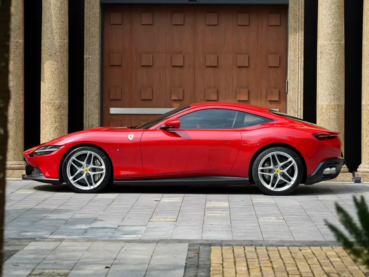 Ferrari Roma
