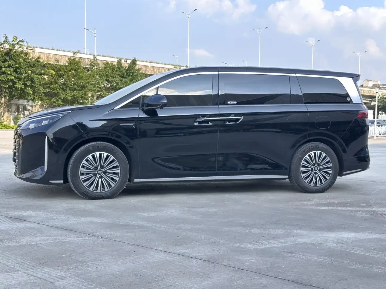 BYD summer