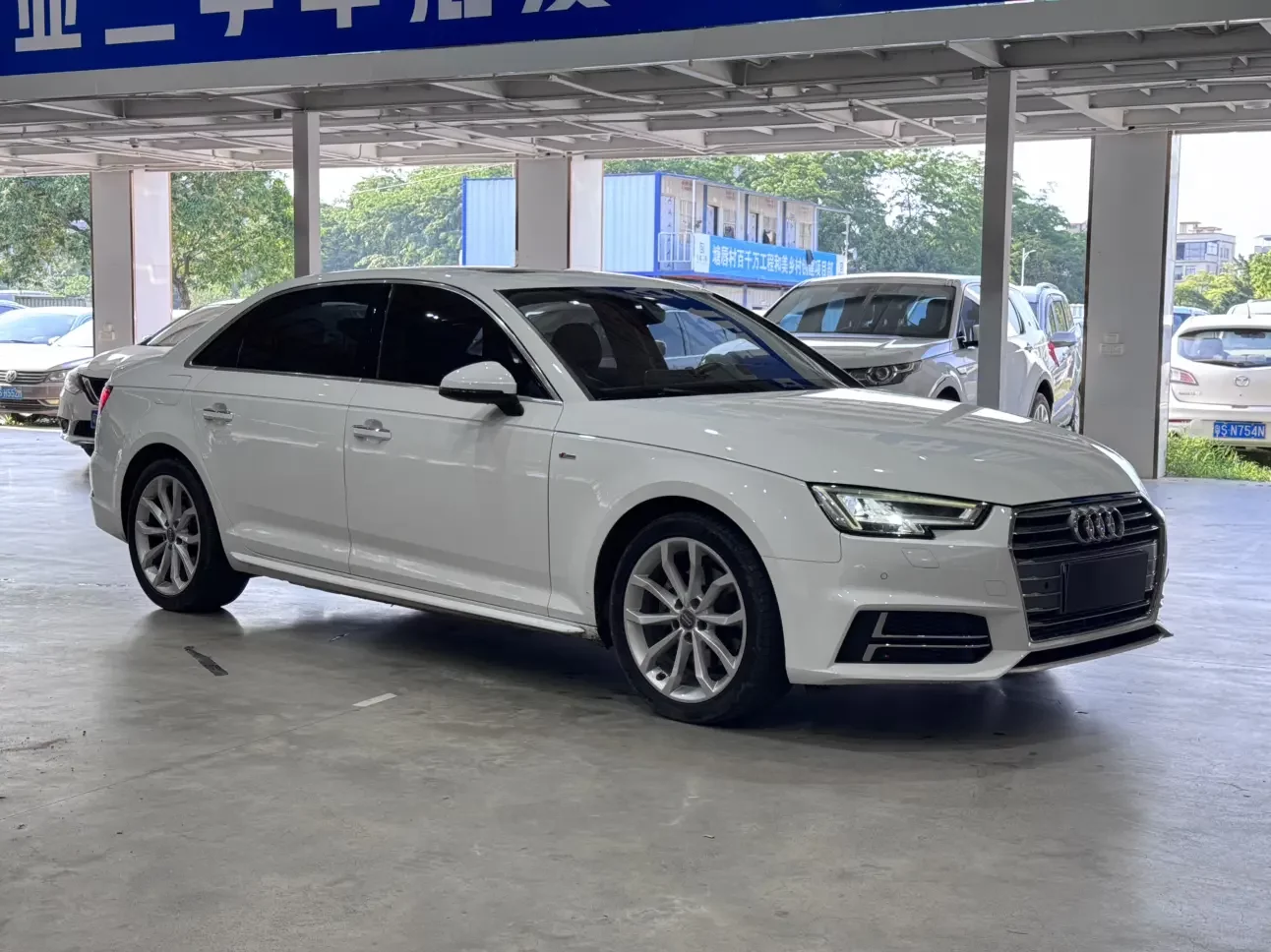 Audi A4L
