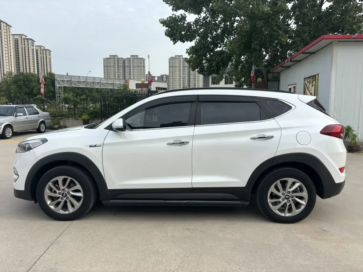 Hyundai Tucson L