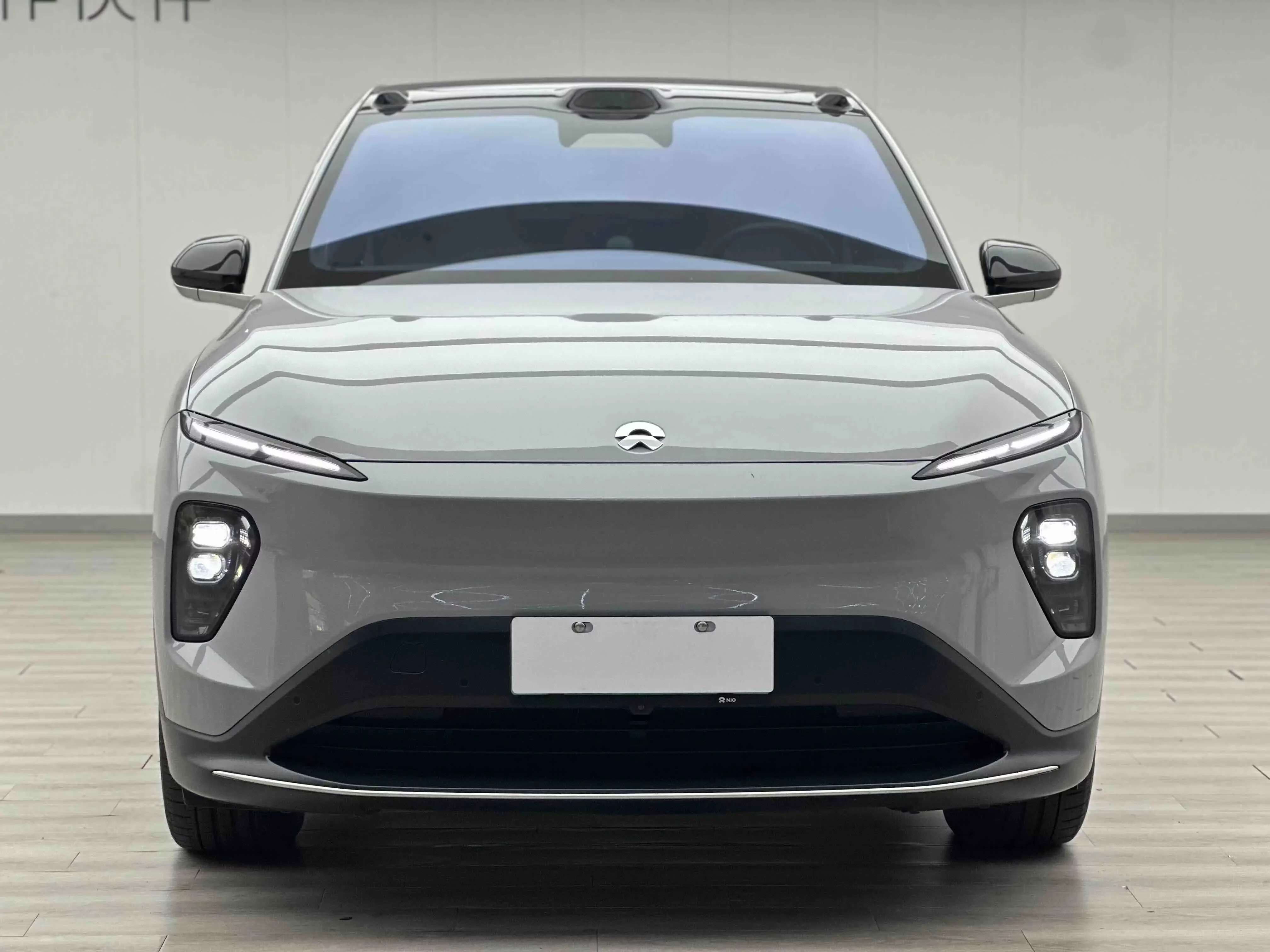 NIO EC7