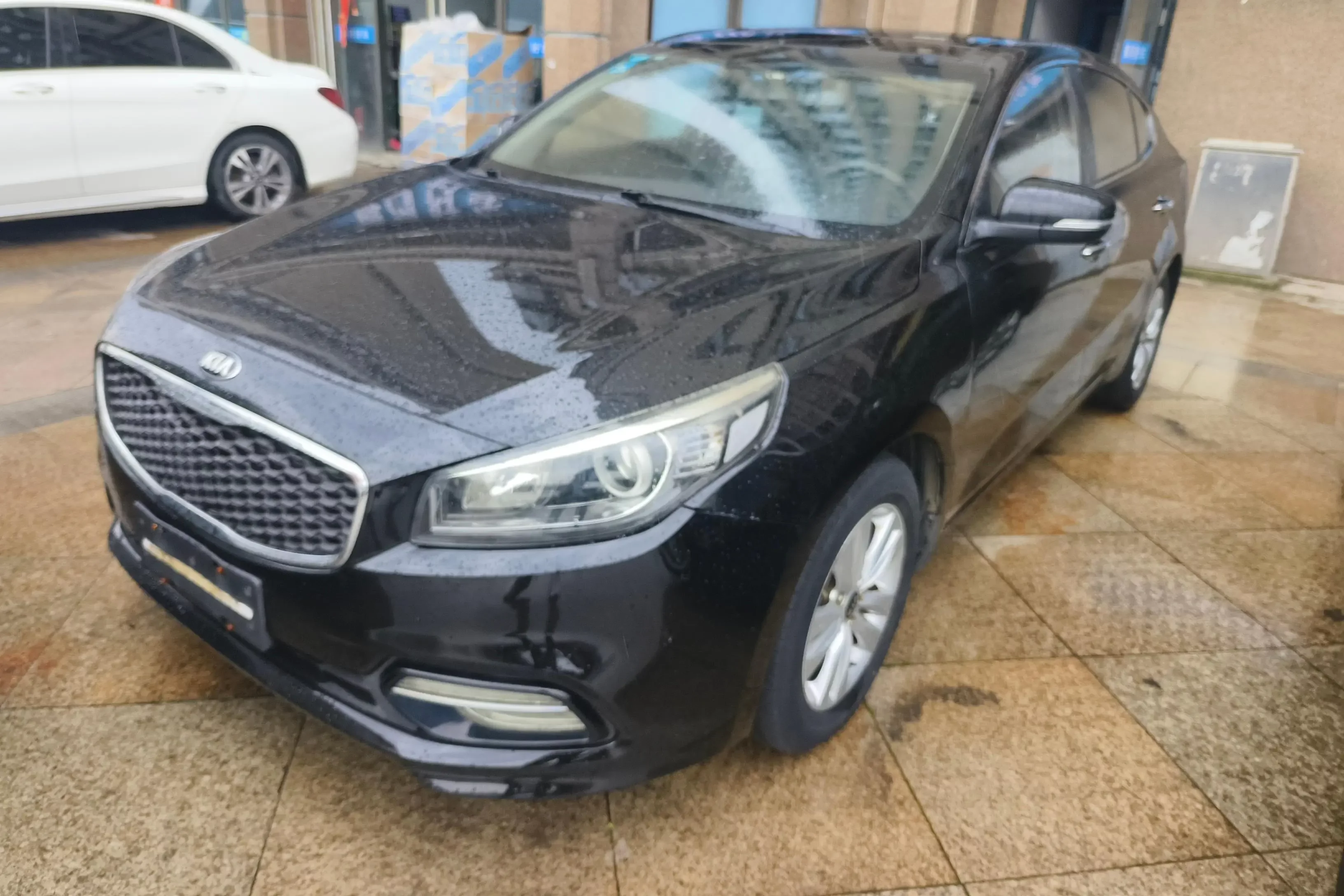 Kia K4