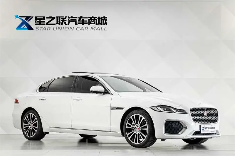 Jaguar XFL