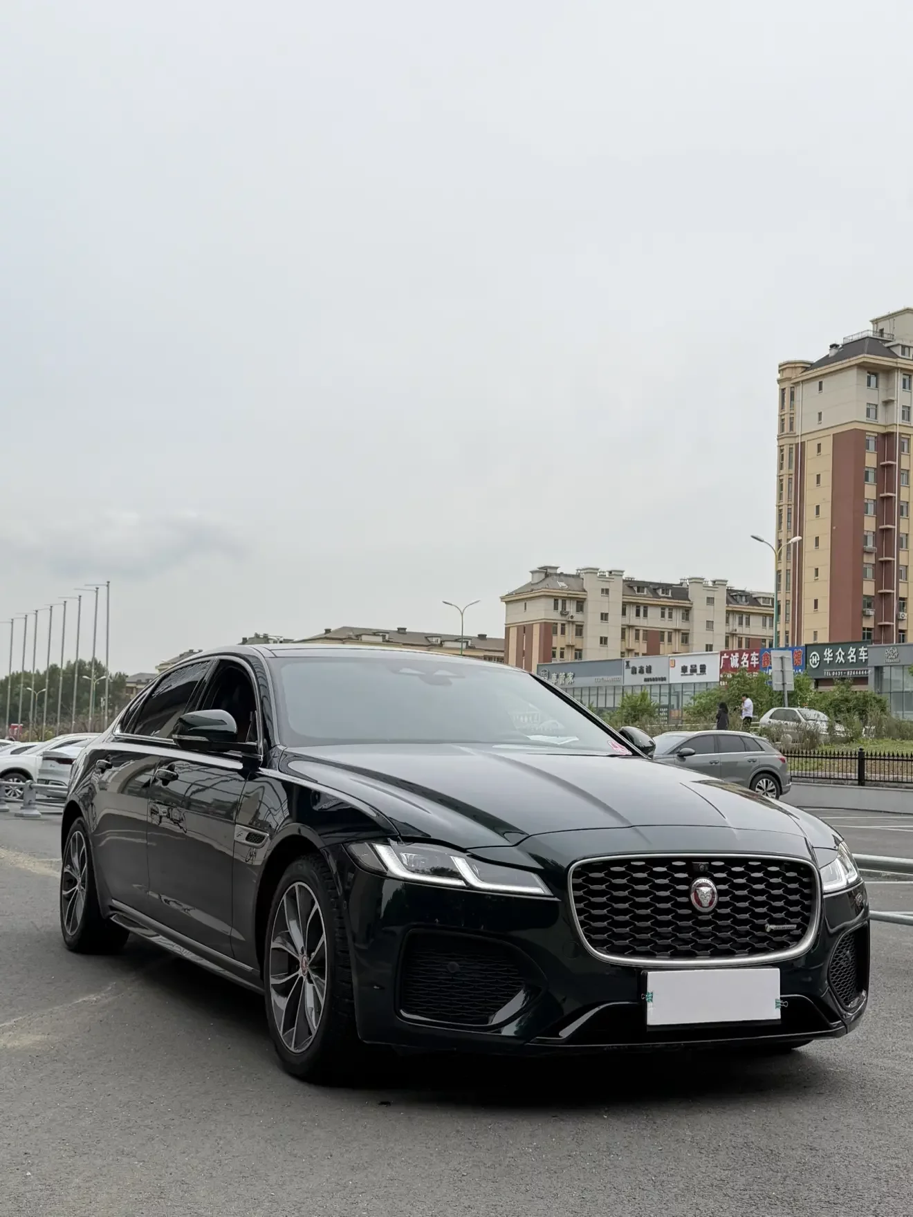 Jaguar XFL