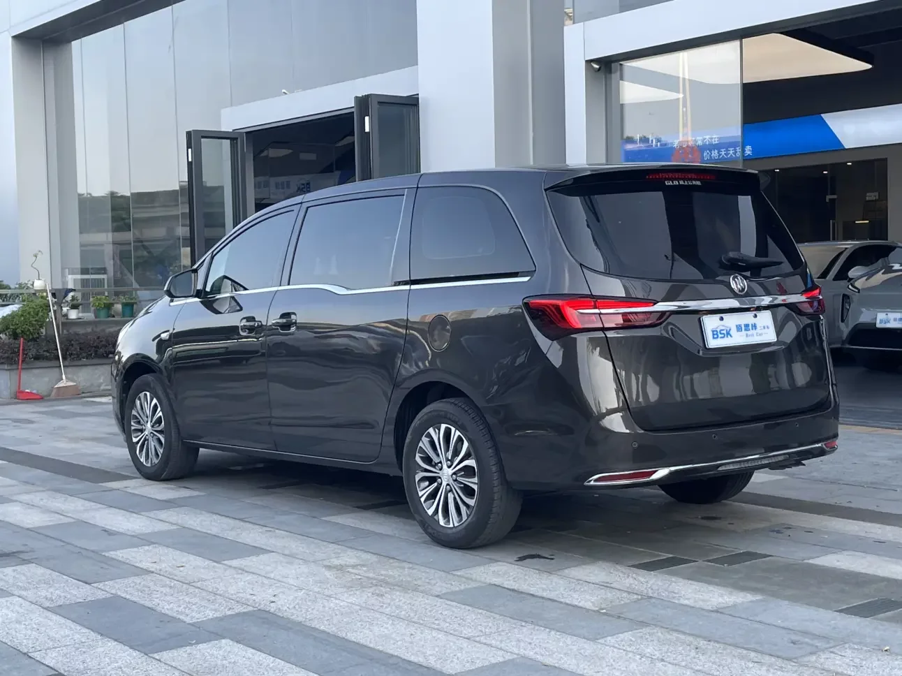 Buick GL8