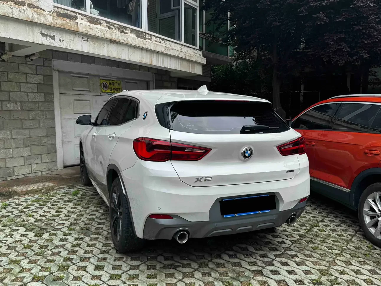 BMW X2