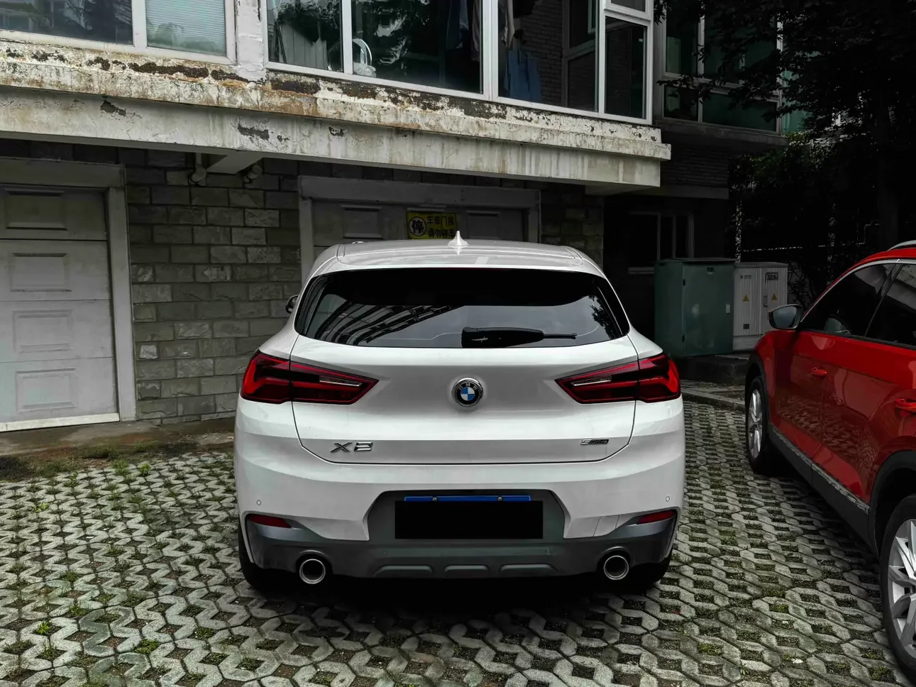BMW X2