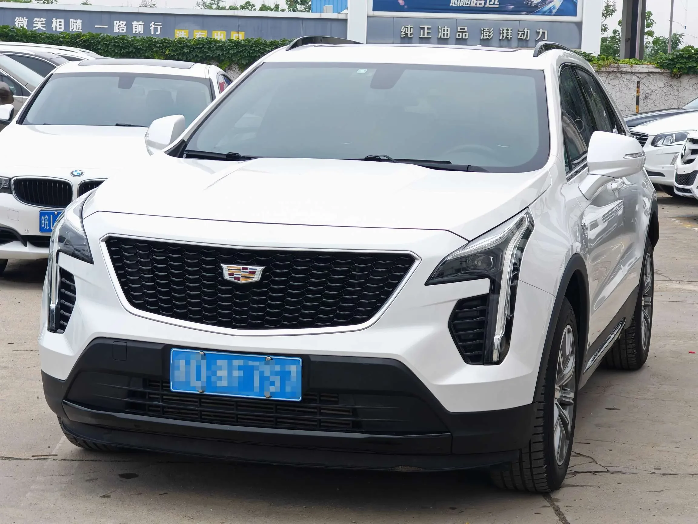 Cadillac XT4