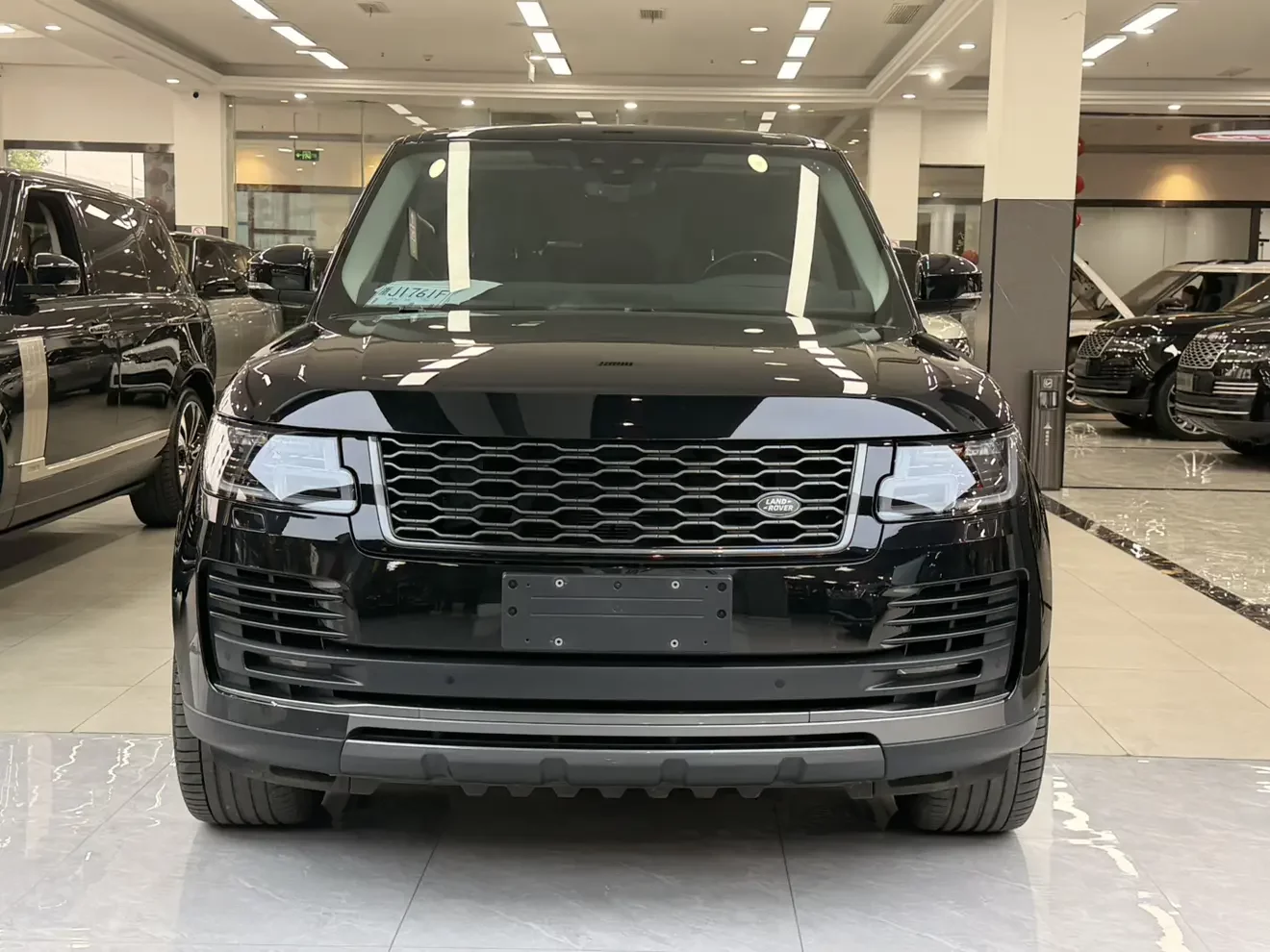 Land Rover range rover