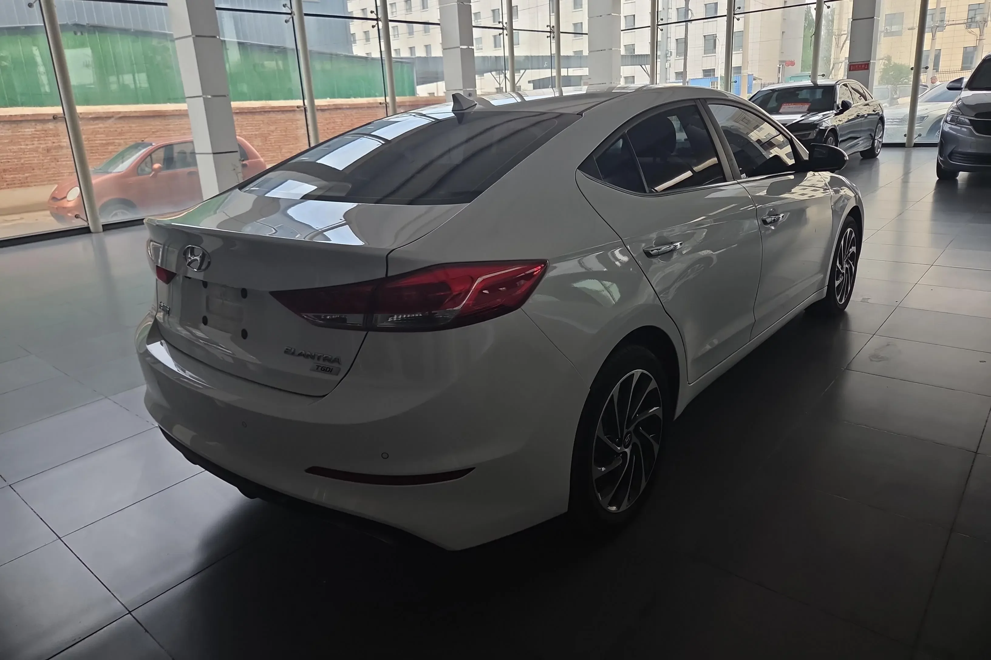Hyundai lead
