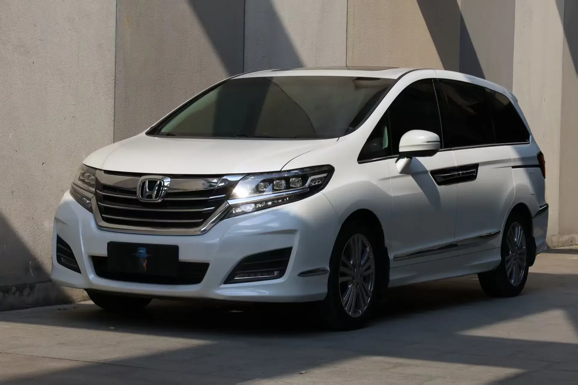 Honda Elysion