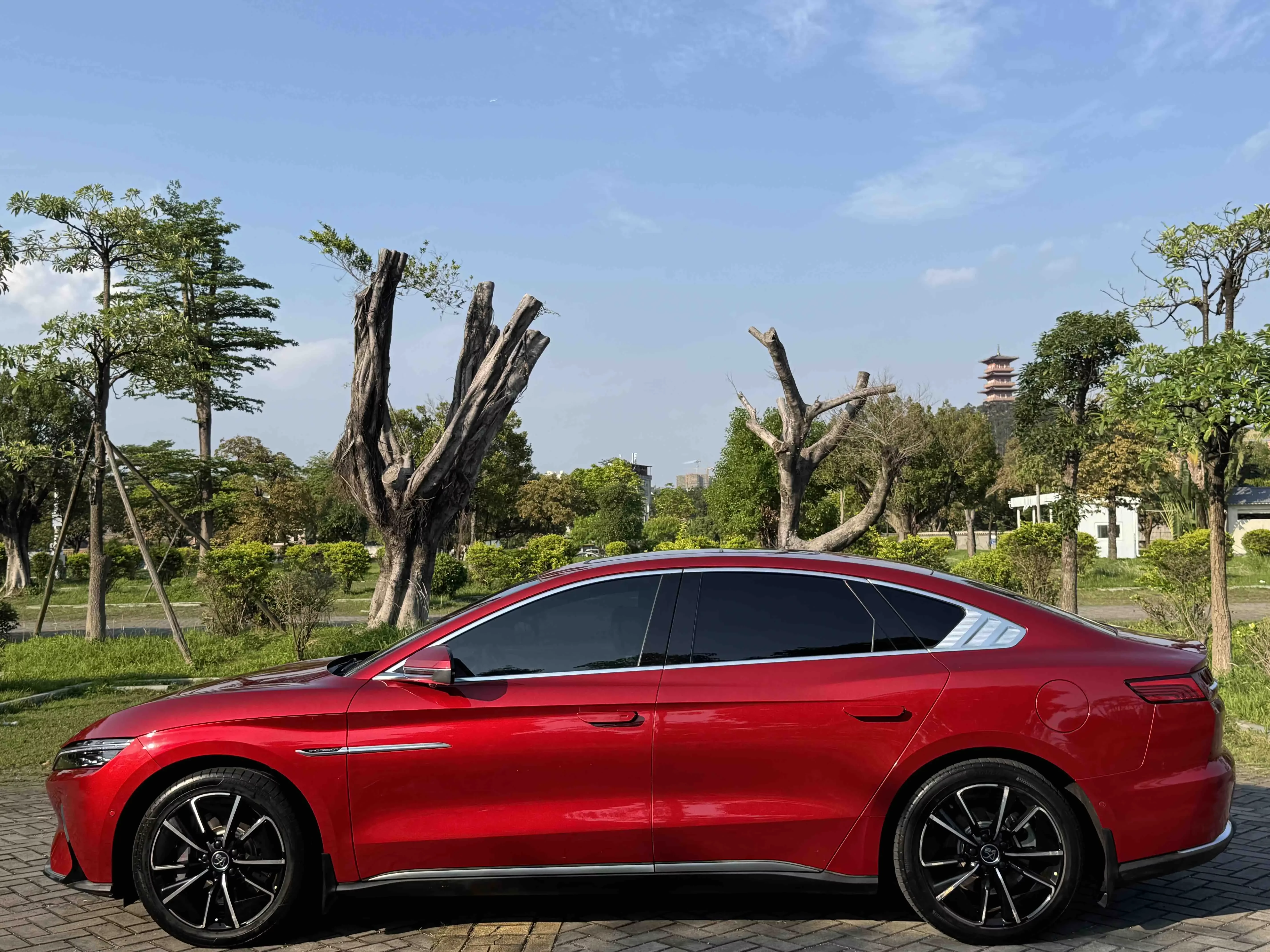 BYD Han EV