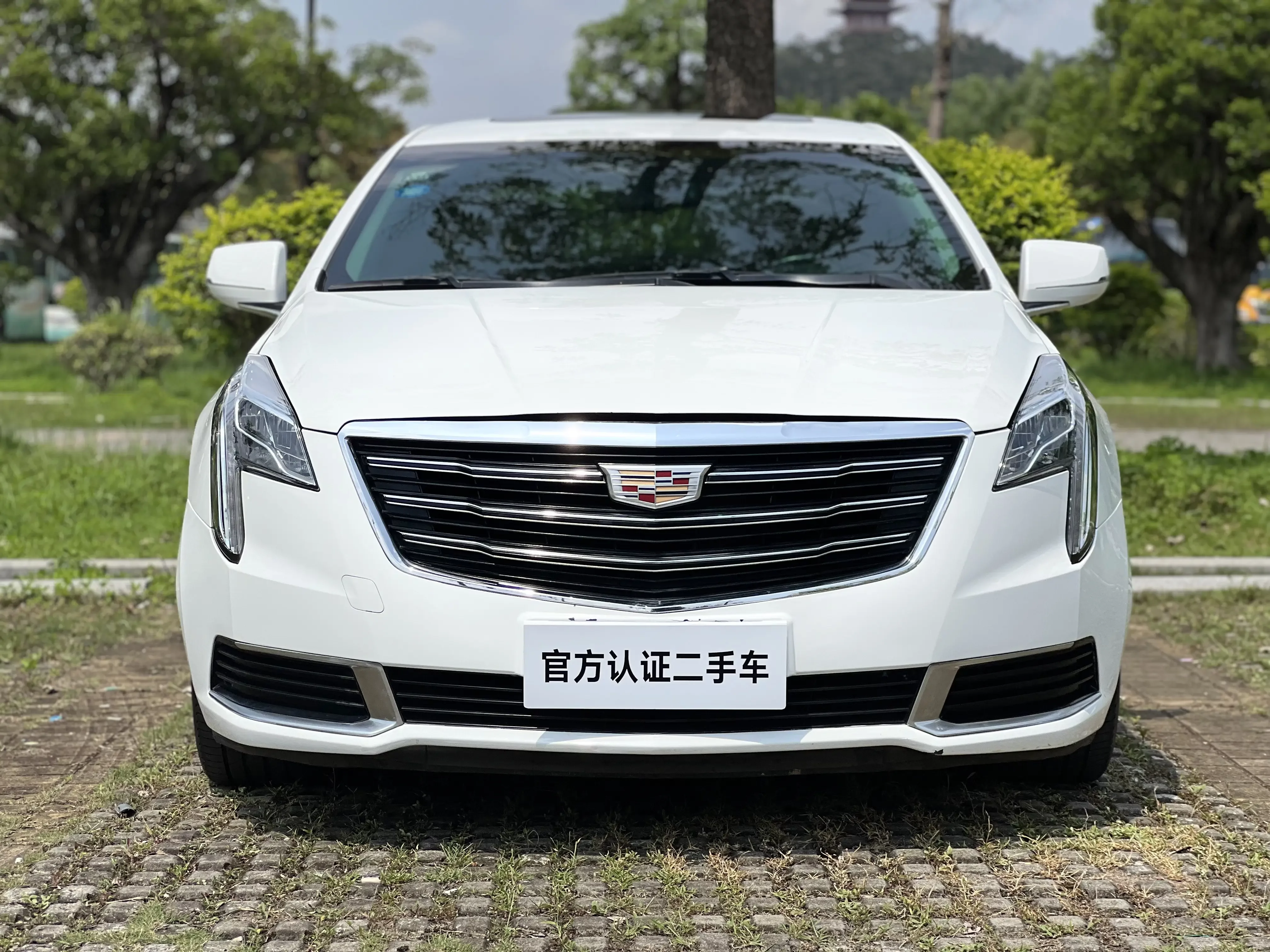 Cadillac XTS
