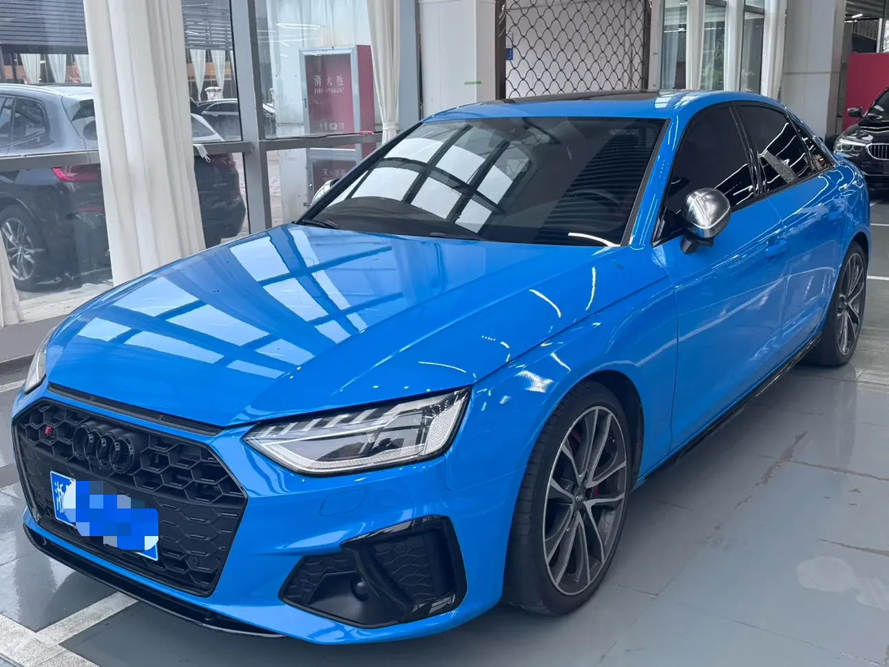 Audi S4
