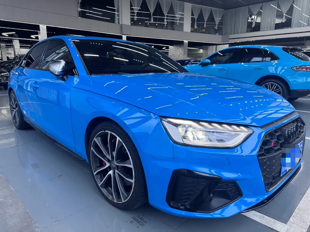 Audi S4