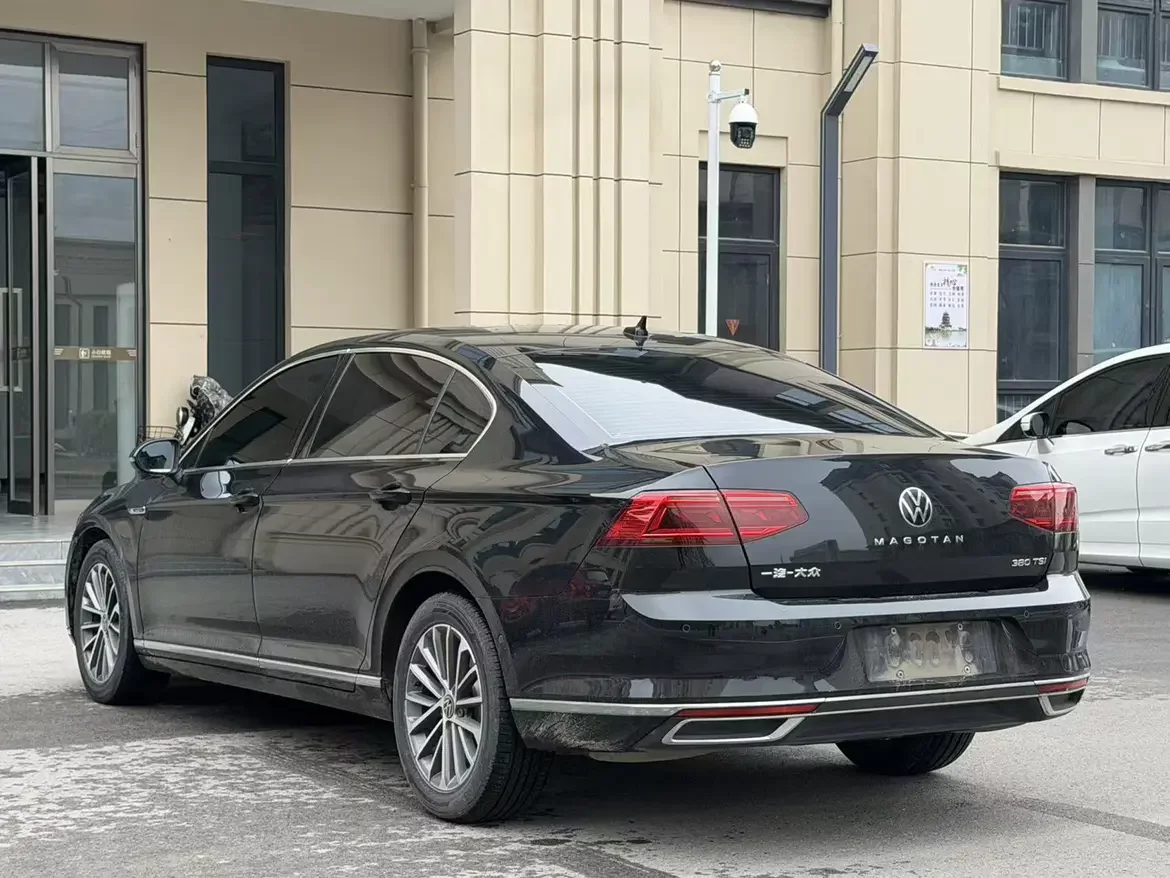 Volkswagen Magotan