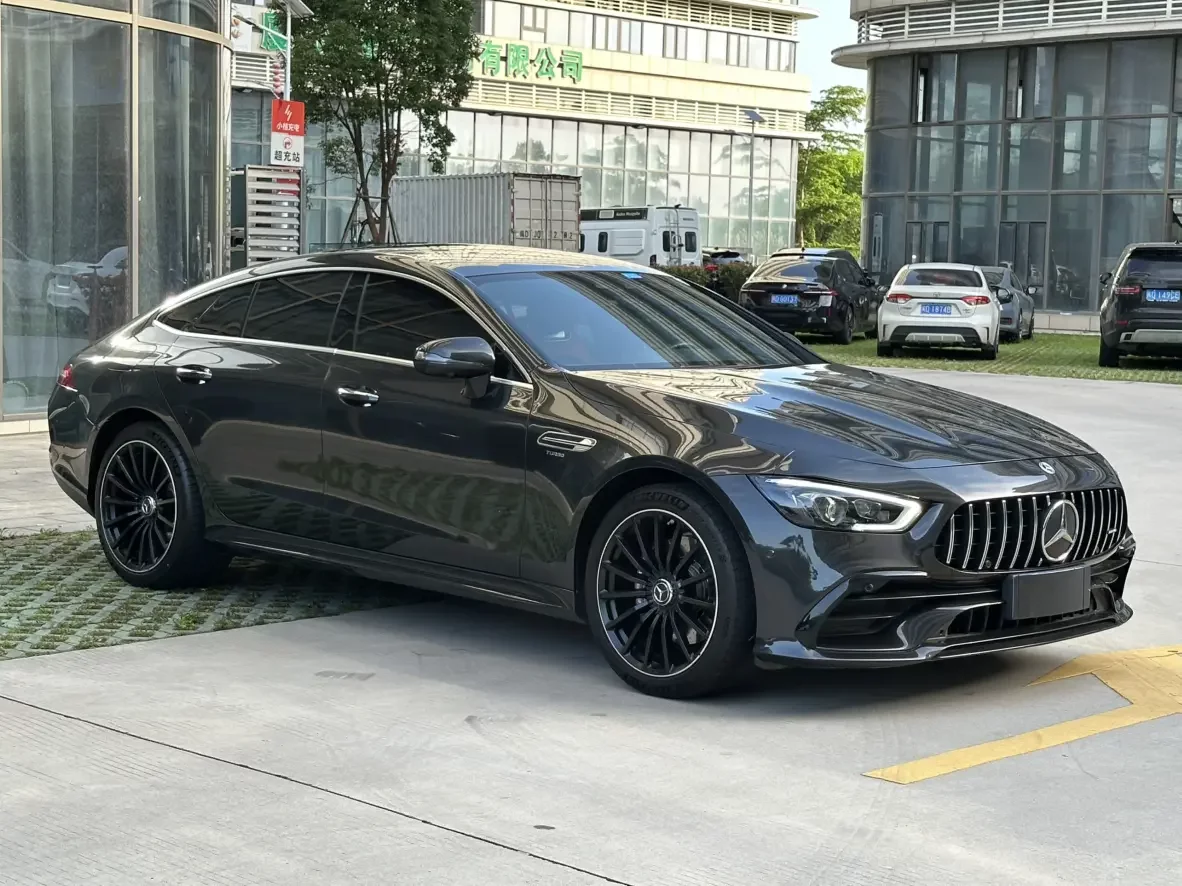 Mercedes-Benz AMG GT