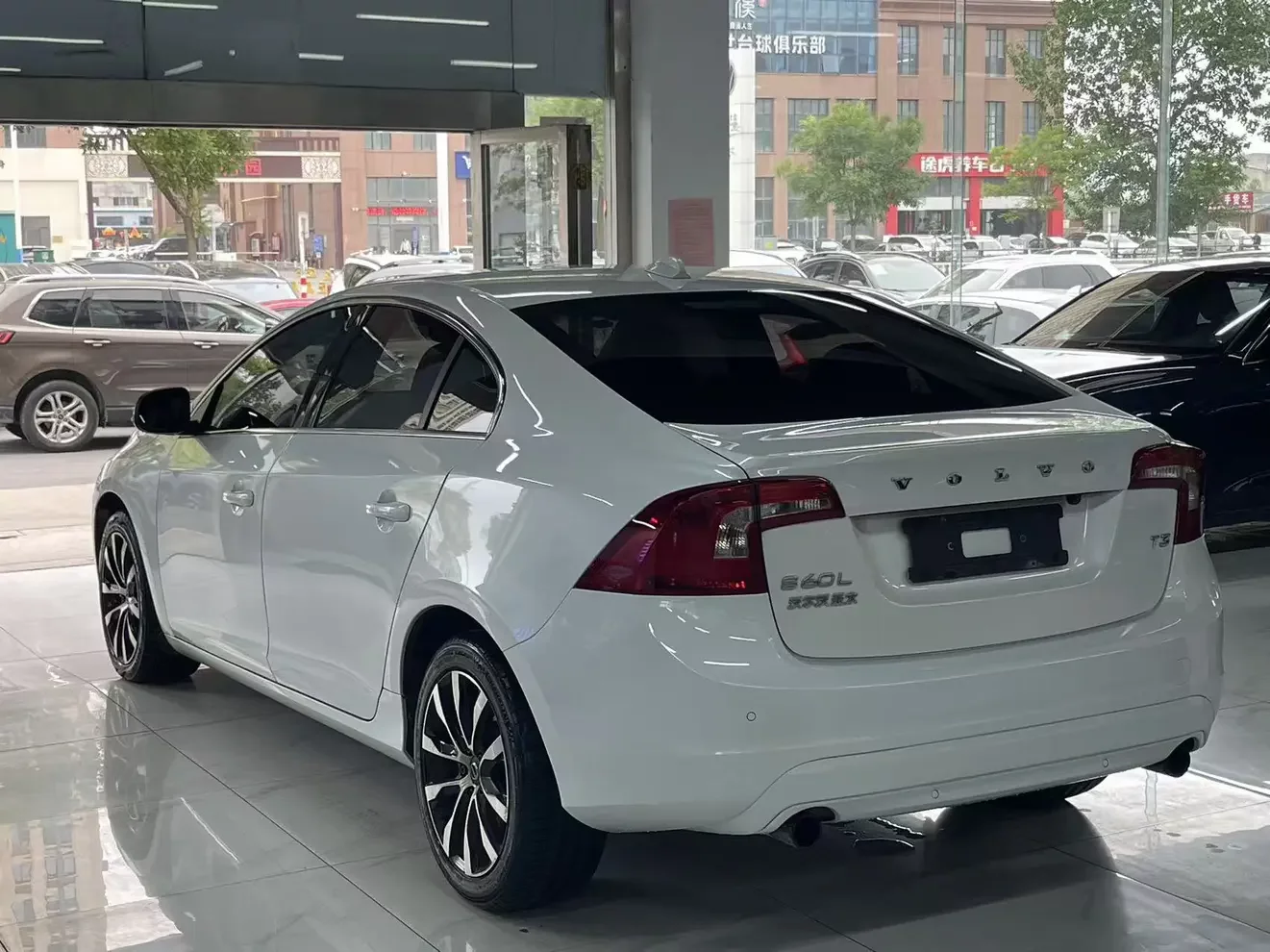 Volvo S60