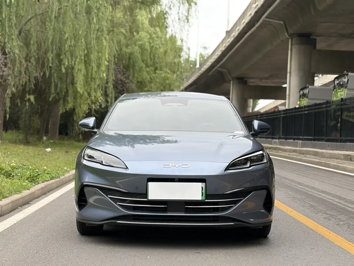 BYD Seal 06DM