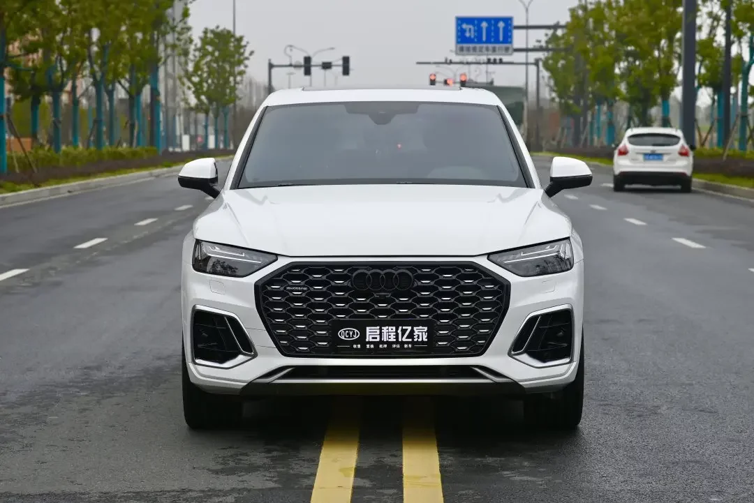 Audi Q5L Sportback