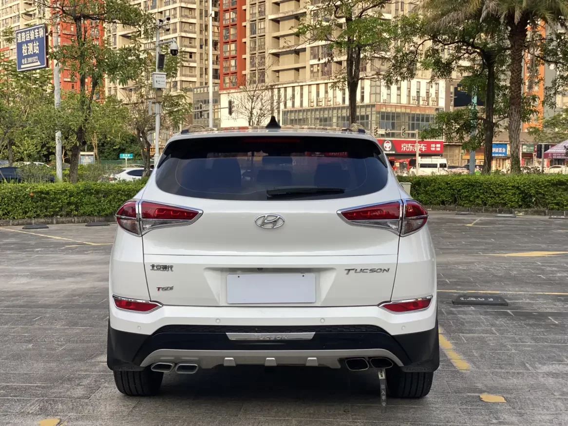 Hyundai Tucson L