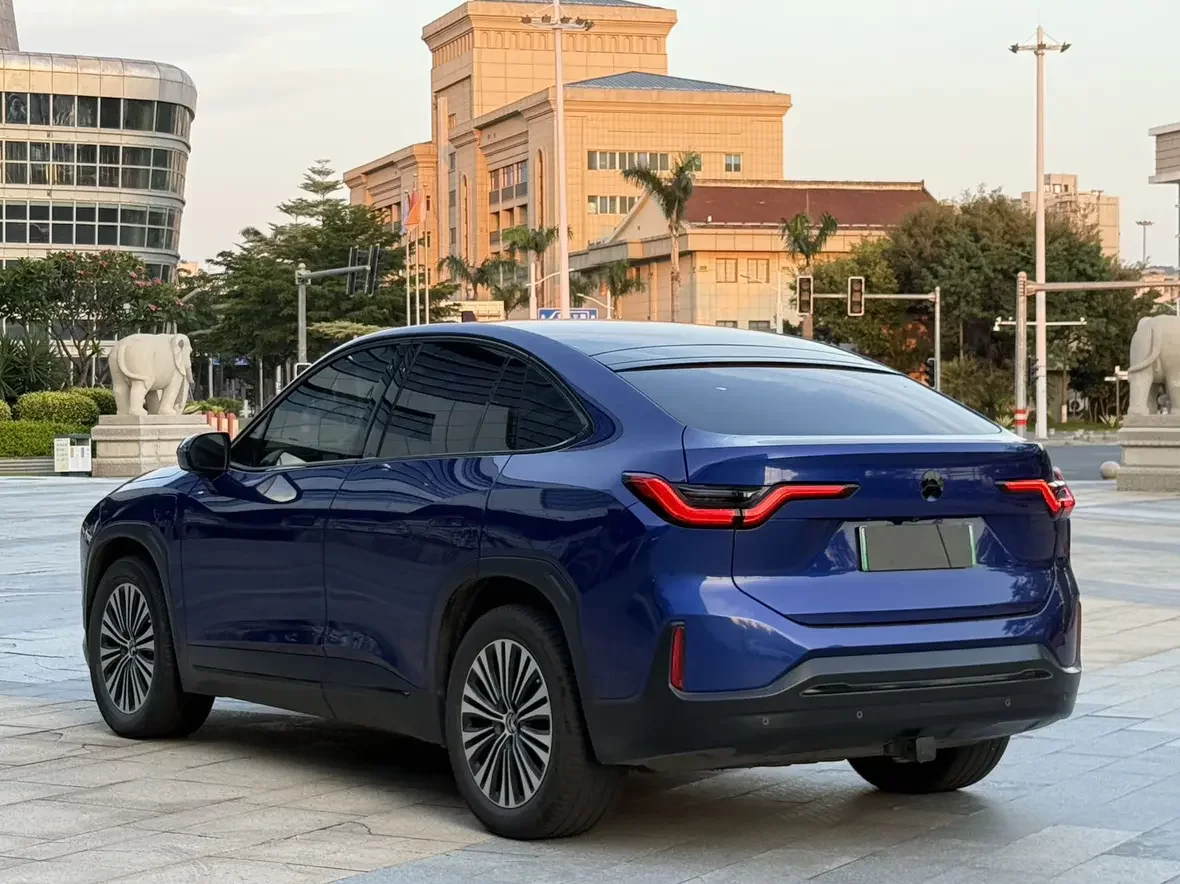 NIO EC6