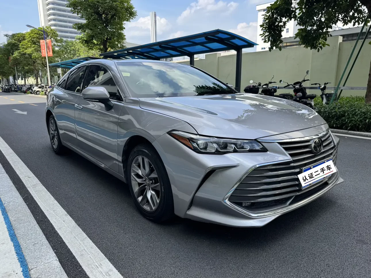 Toyota Avalon
