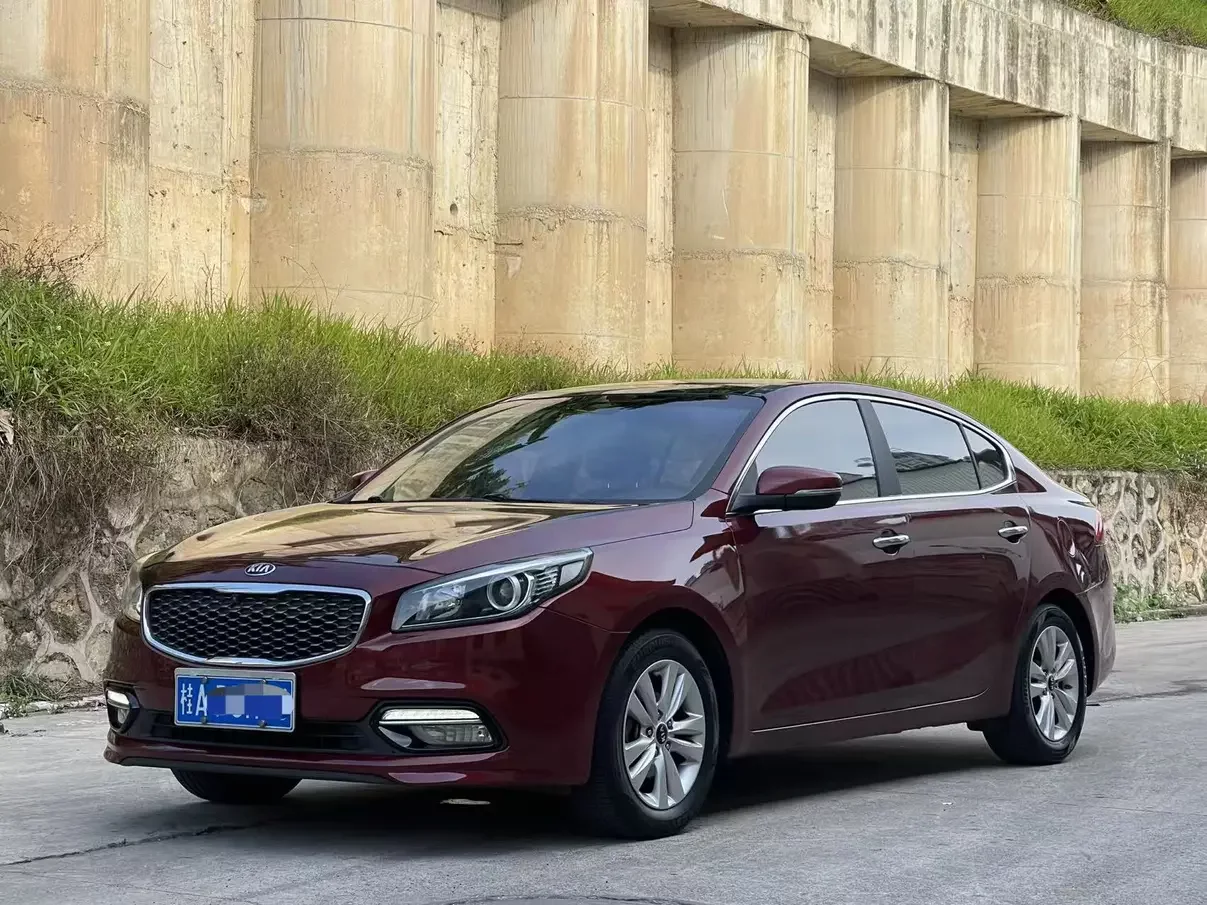 Kia K4