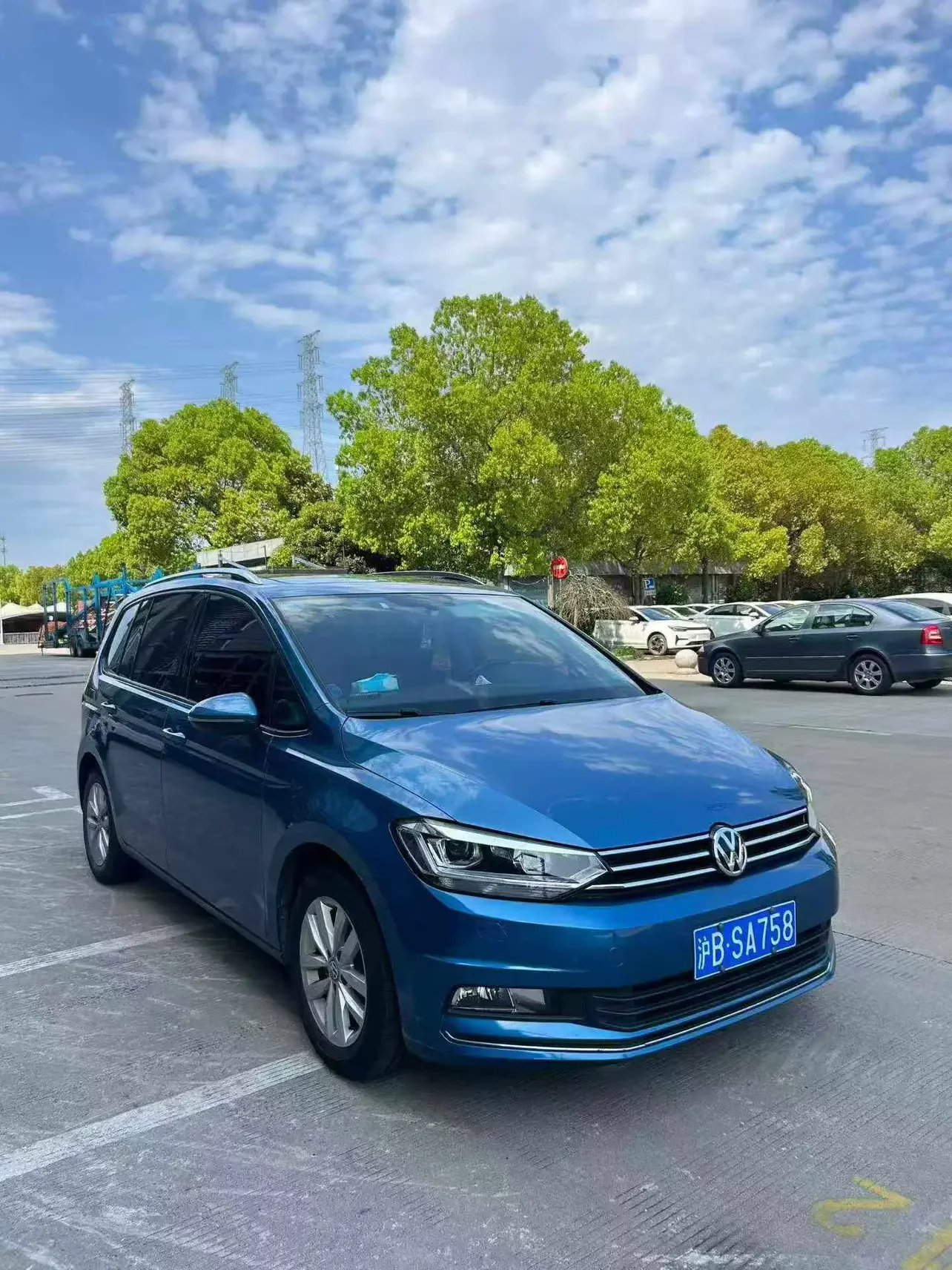 Volkswagen Touran L