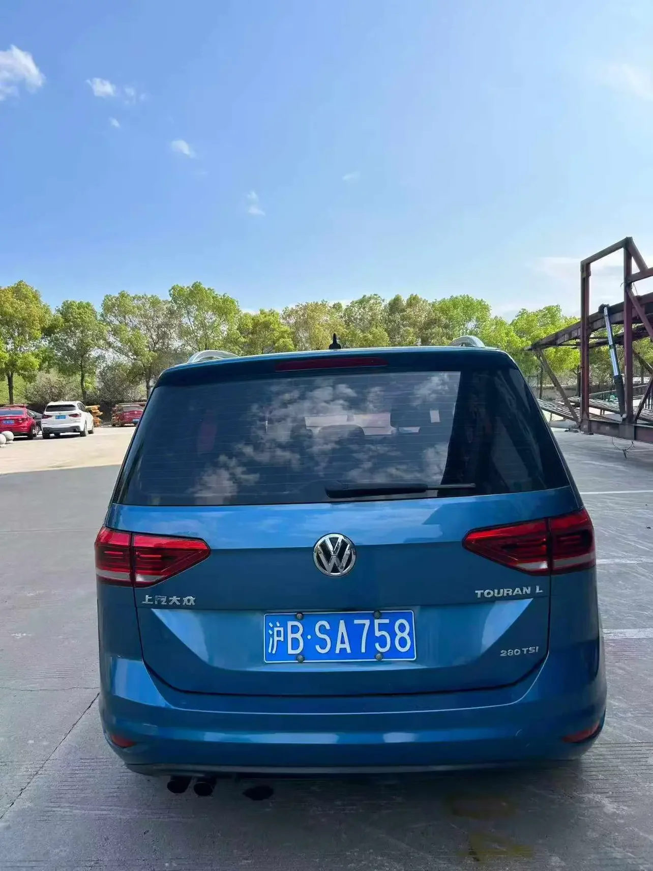 Volkswagen Touran L