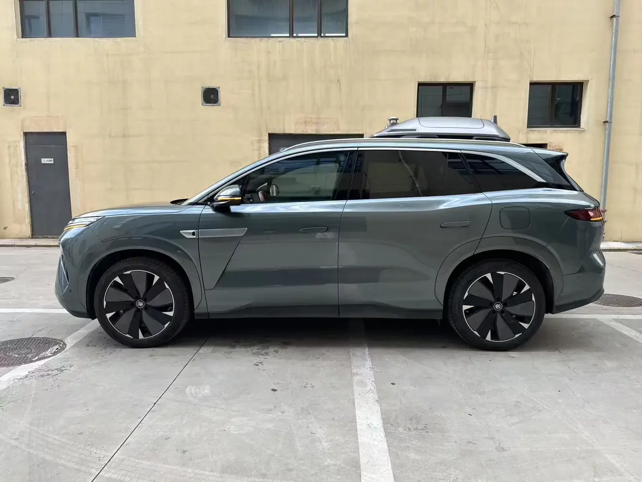 BYD Tang L DM