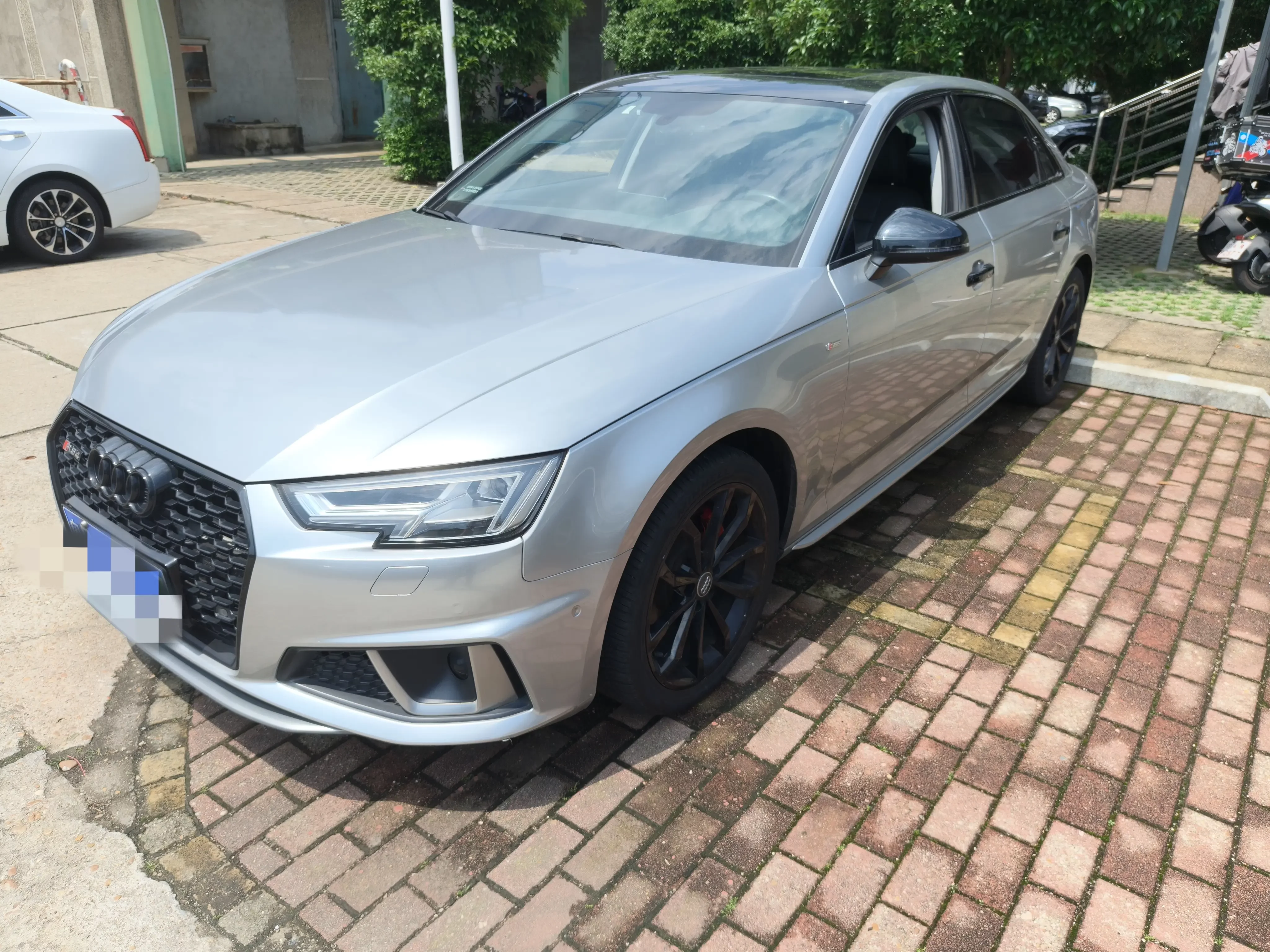 Audi A4L