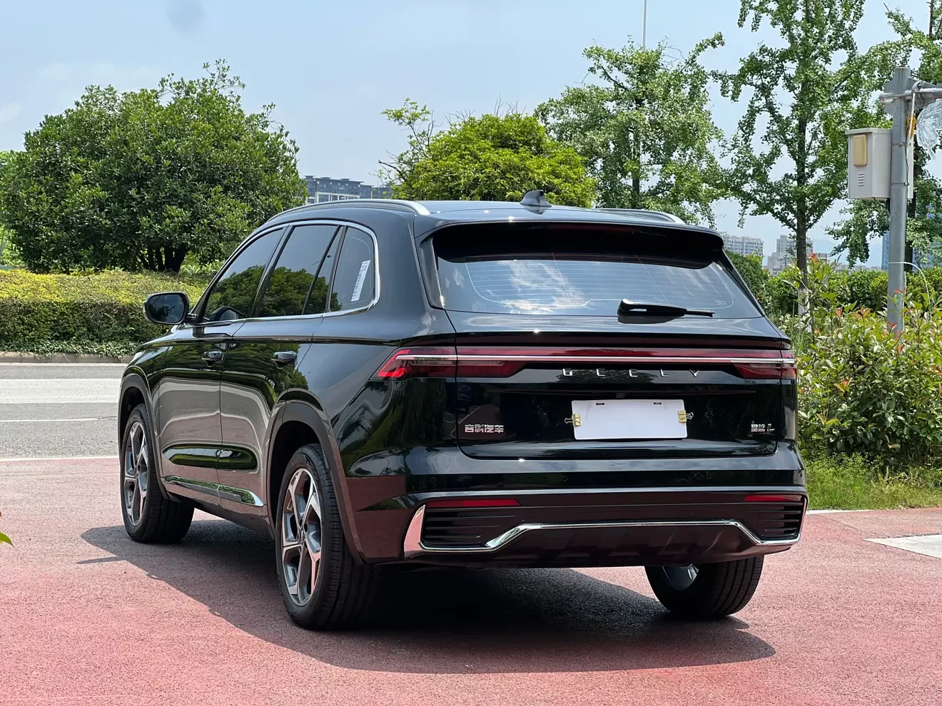 Geely Monjaro