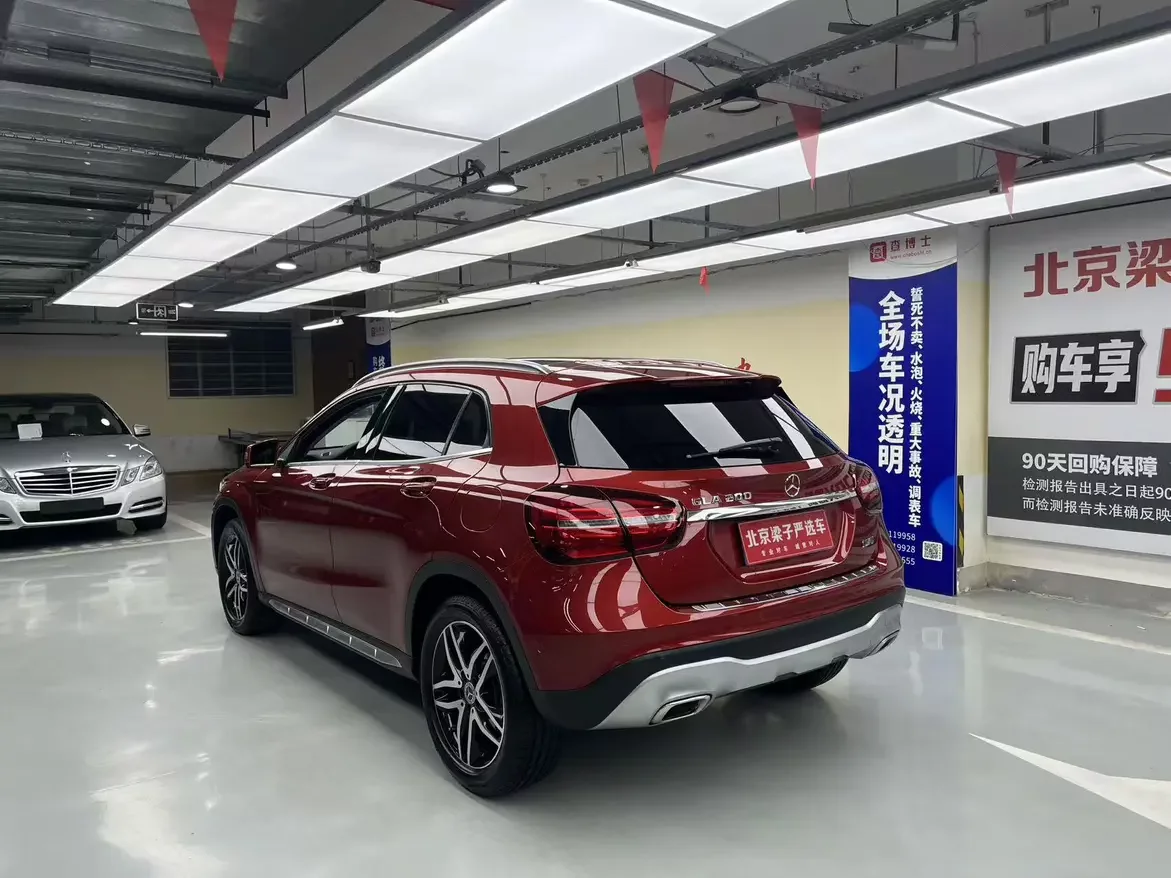 Mercedes-Benz GLA