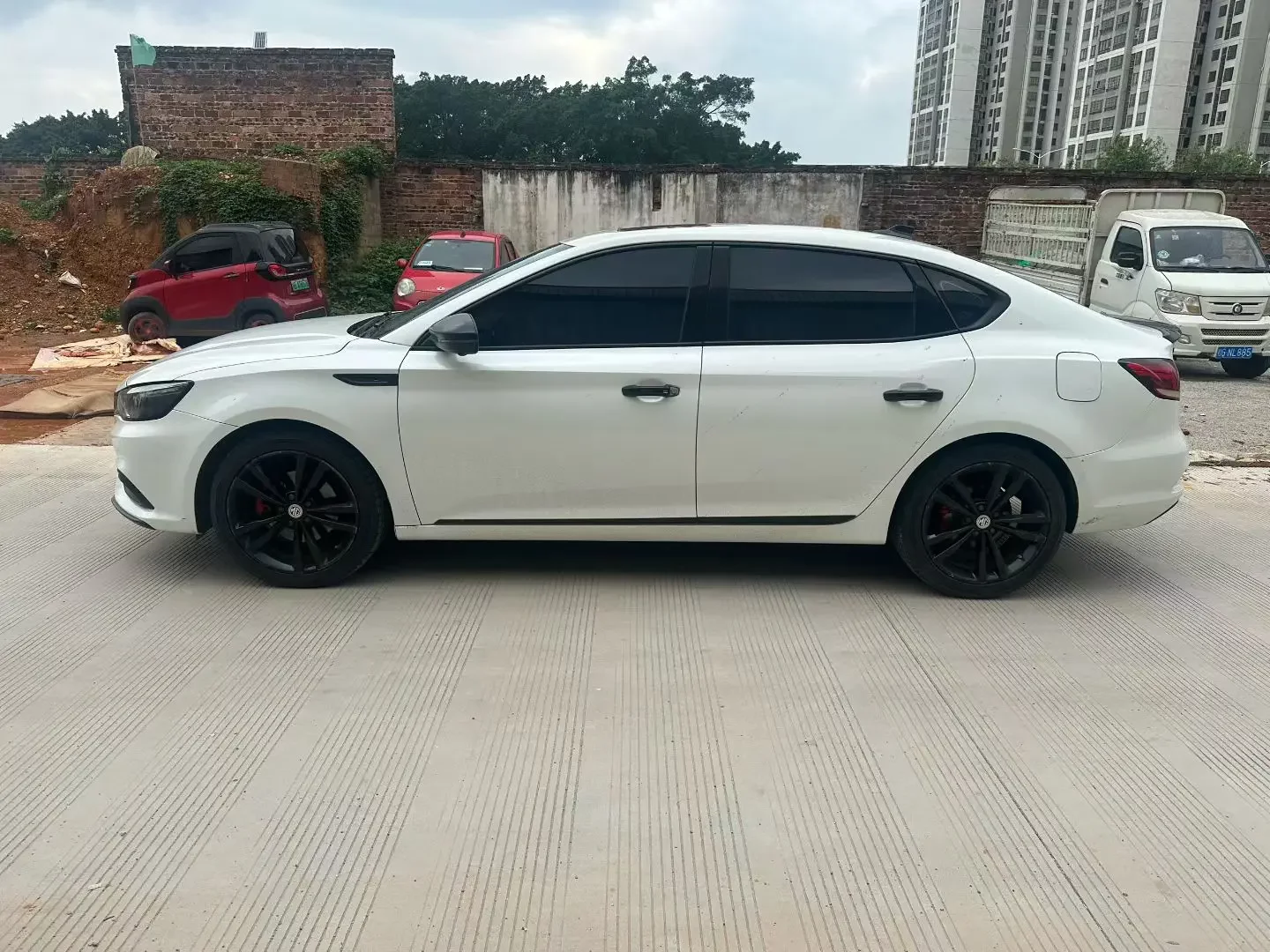 MG 6
