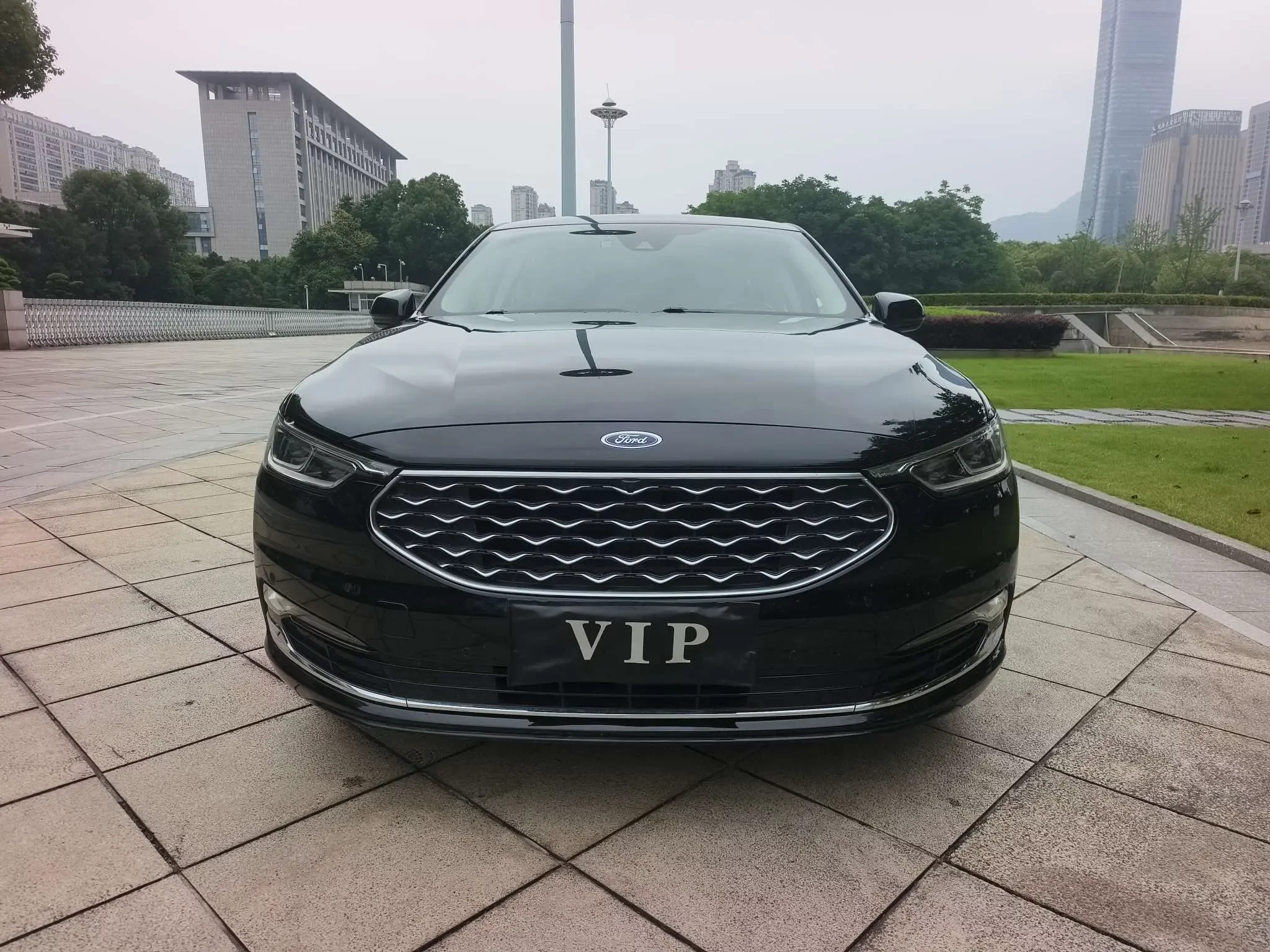 Ford Taurus