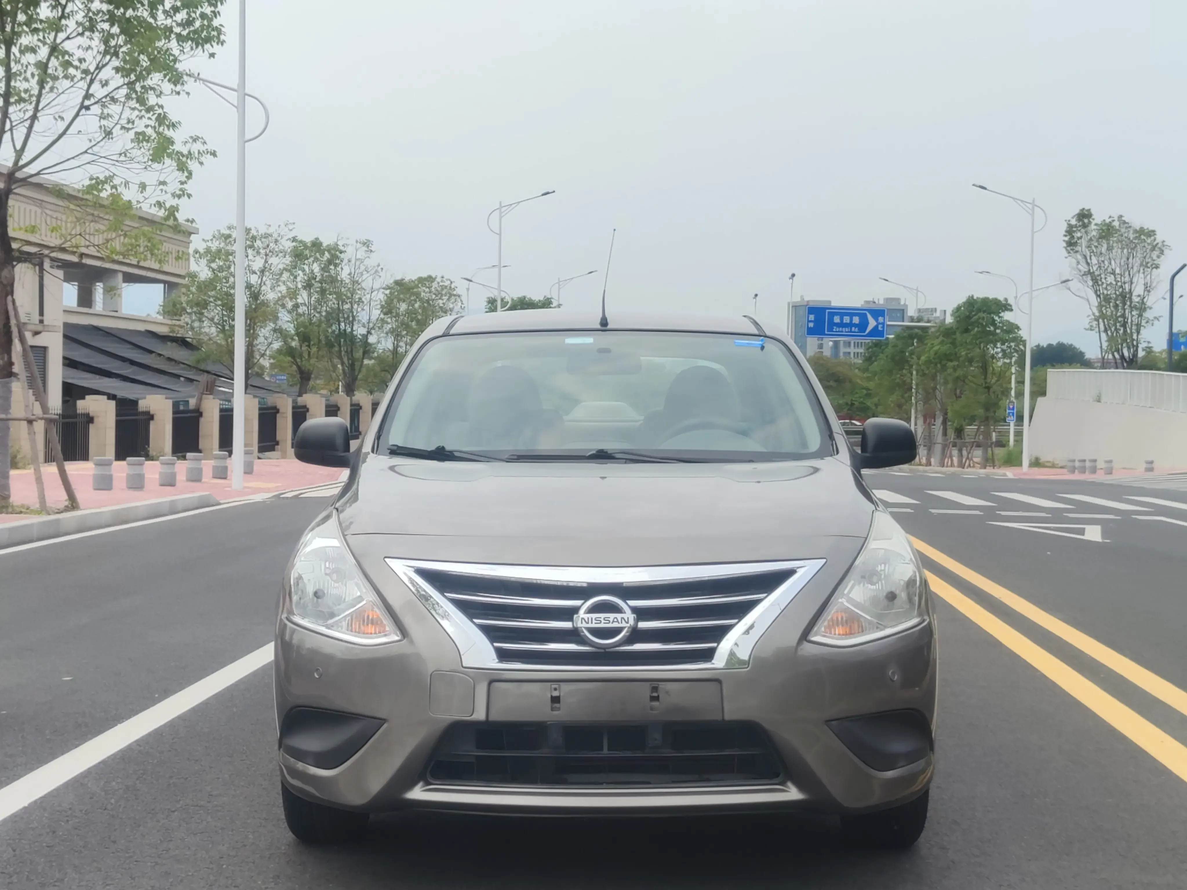 Nissan Sunlight