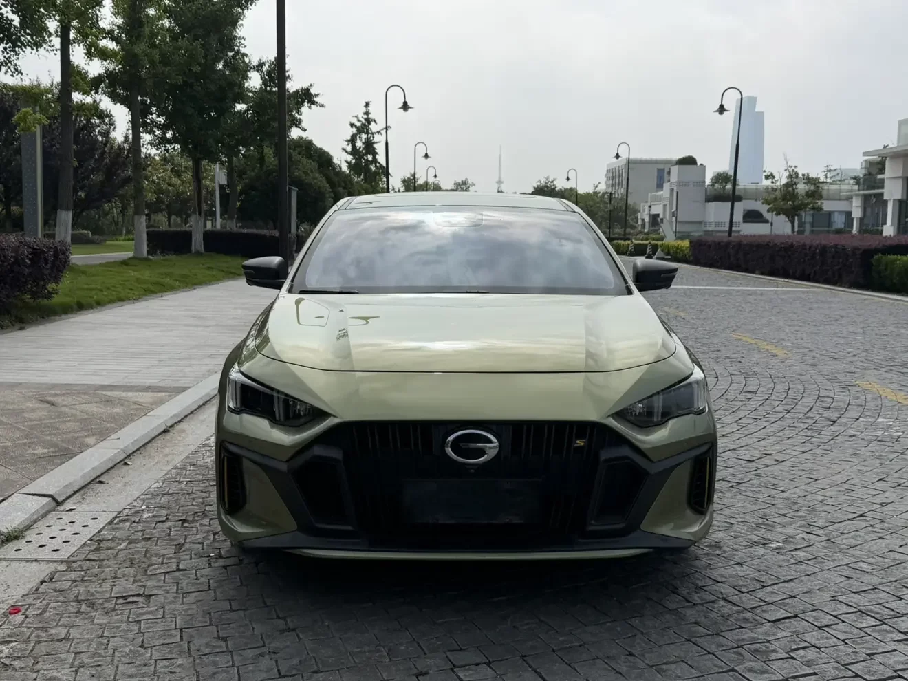 GAC Trumpchi Empow  из Китая