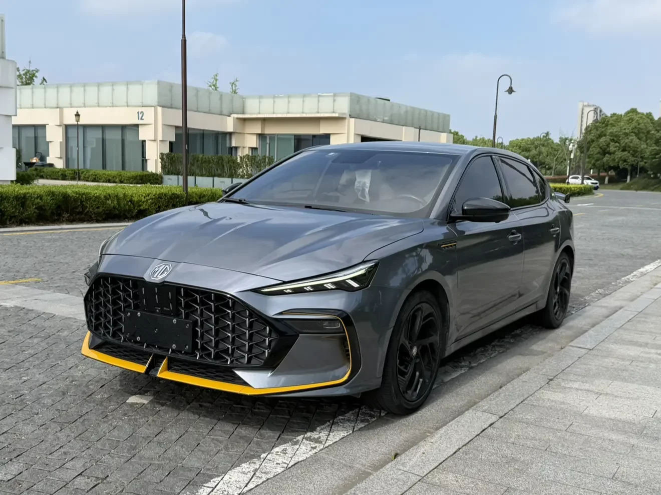 MG 6