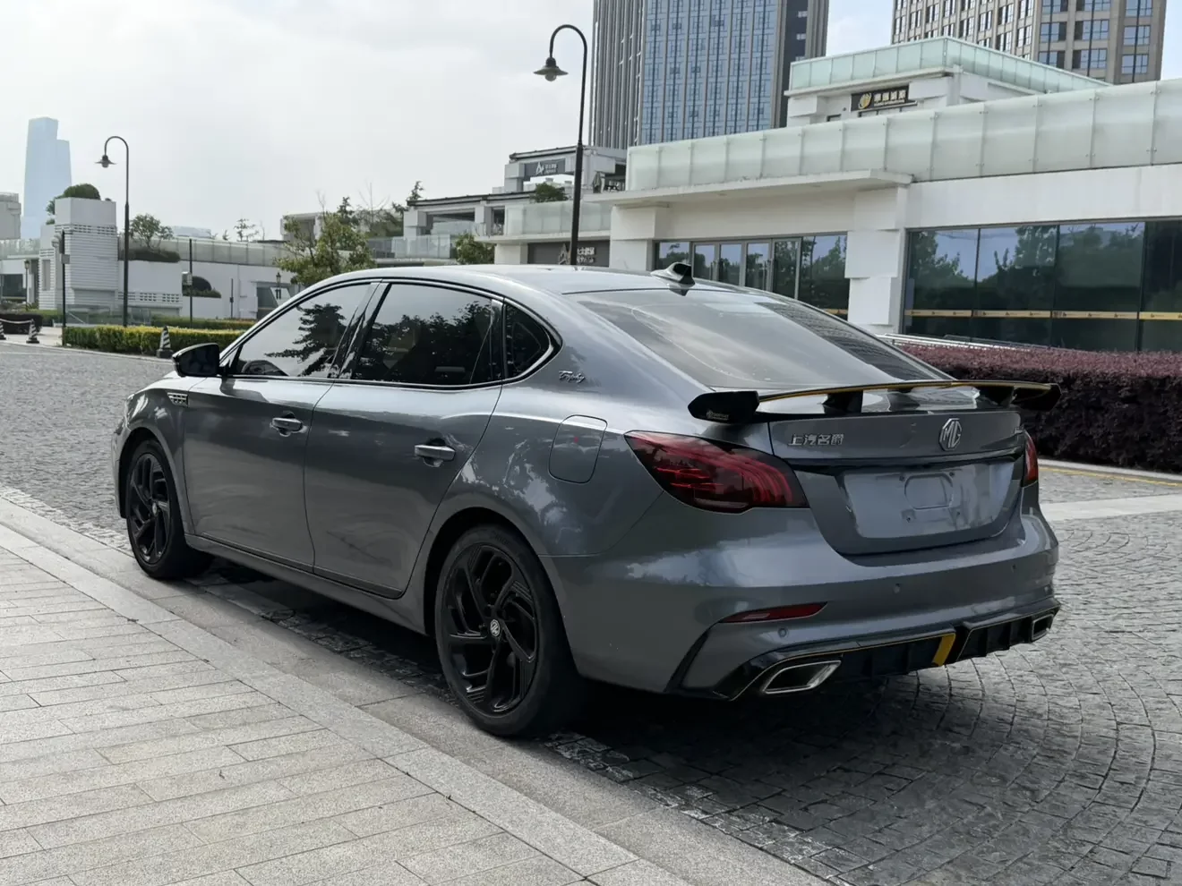 MG 6