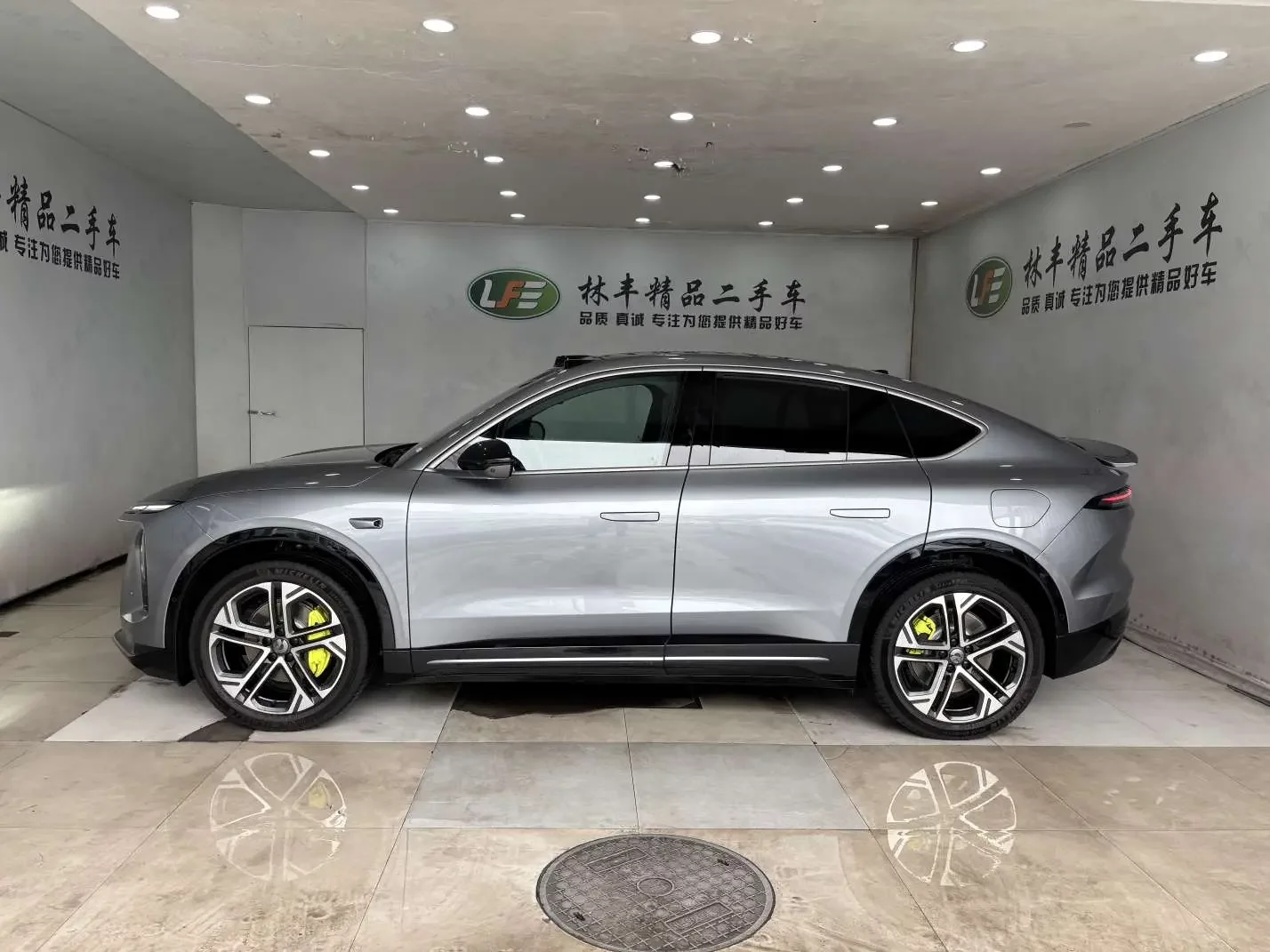 NIO EC6