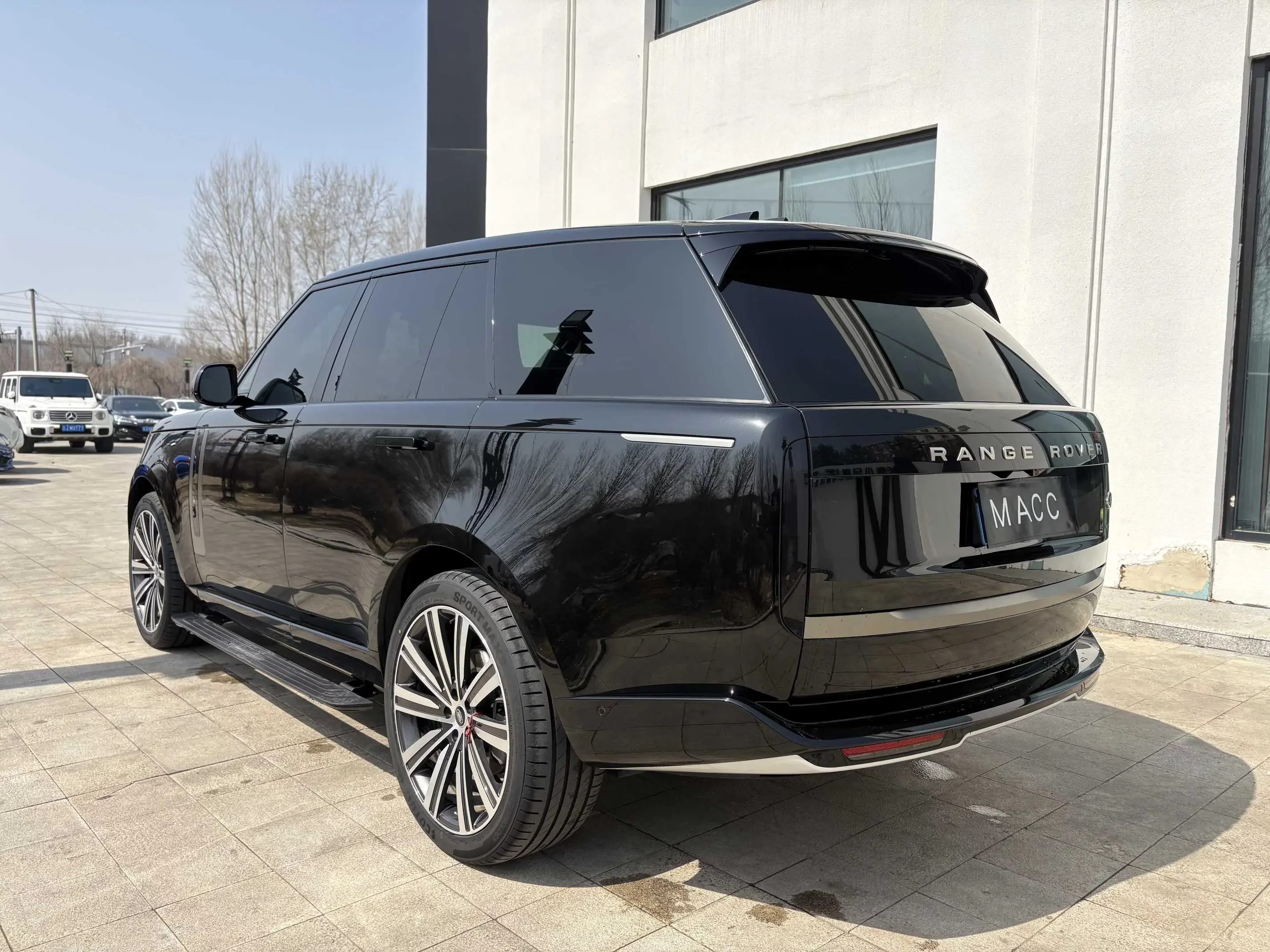 Land Rover range rover