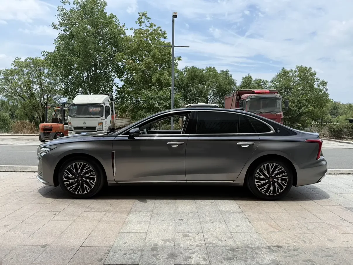 Hongqi H5